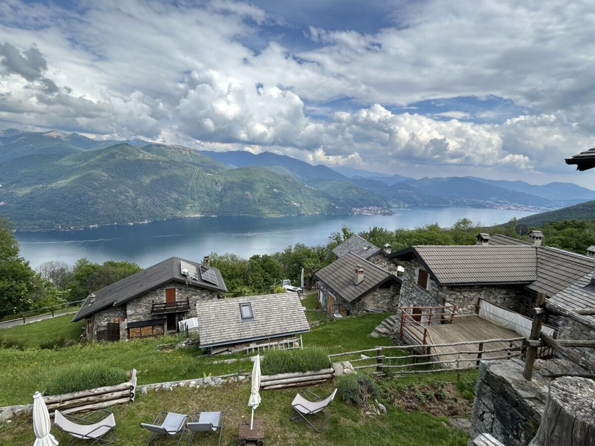 Ruime villa met jacuzzi en panoramisch uitzicht nabij Cannobio - foto 34