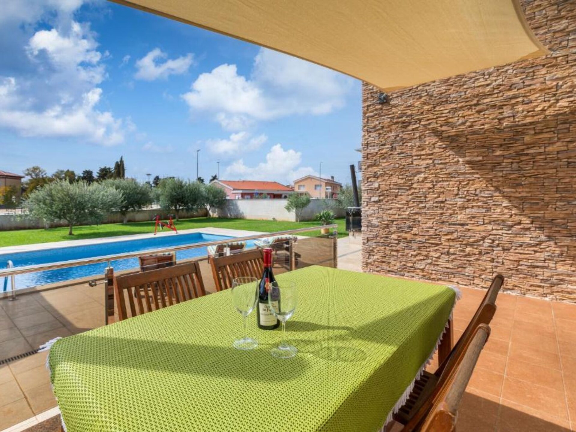 Moderne vier-slaapkamer villa met privézwembad op 800m van het strand in Medulin - foto 41