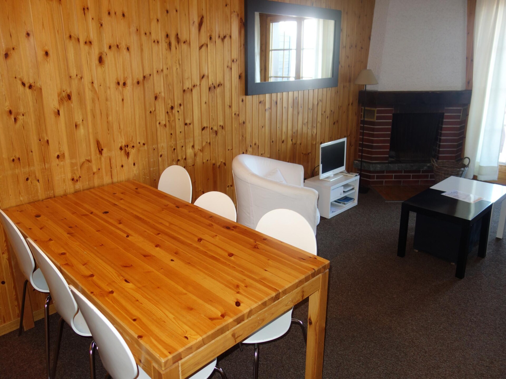 Ruim bergappartement voor 8 personen aan de skipiste in Wali - foto 5