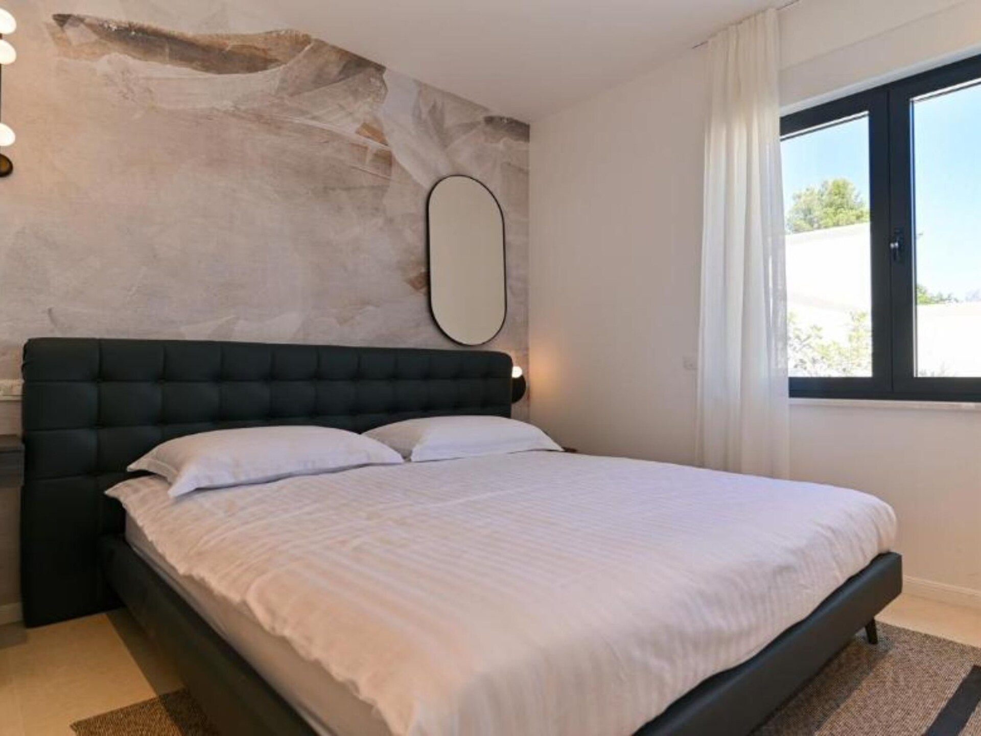 Aan het strand: Ruime villa voor 10 personen in Okrug Gornji - foto 12