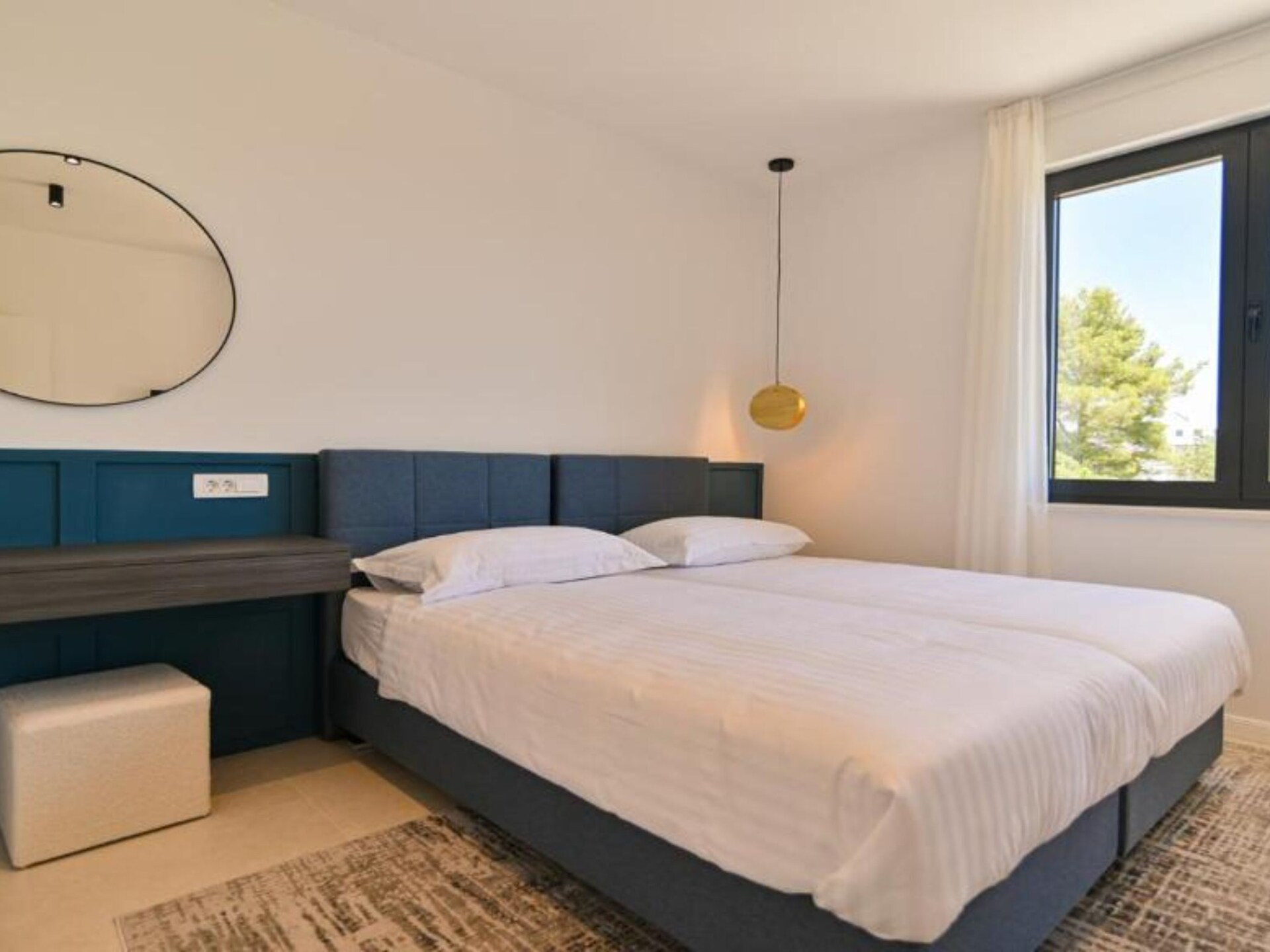 Aan het strand: Ruime villa voor 10 personen in Okrug Gornji - foto 23