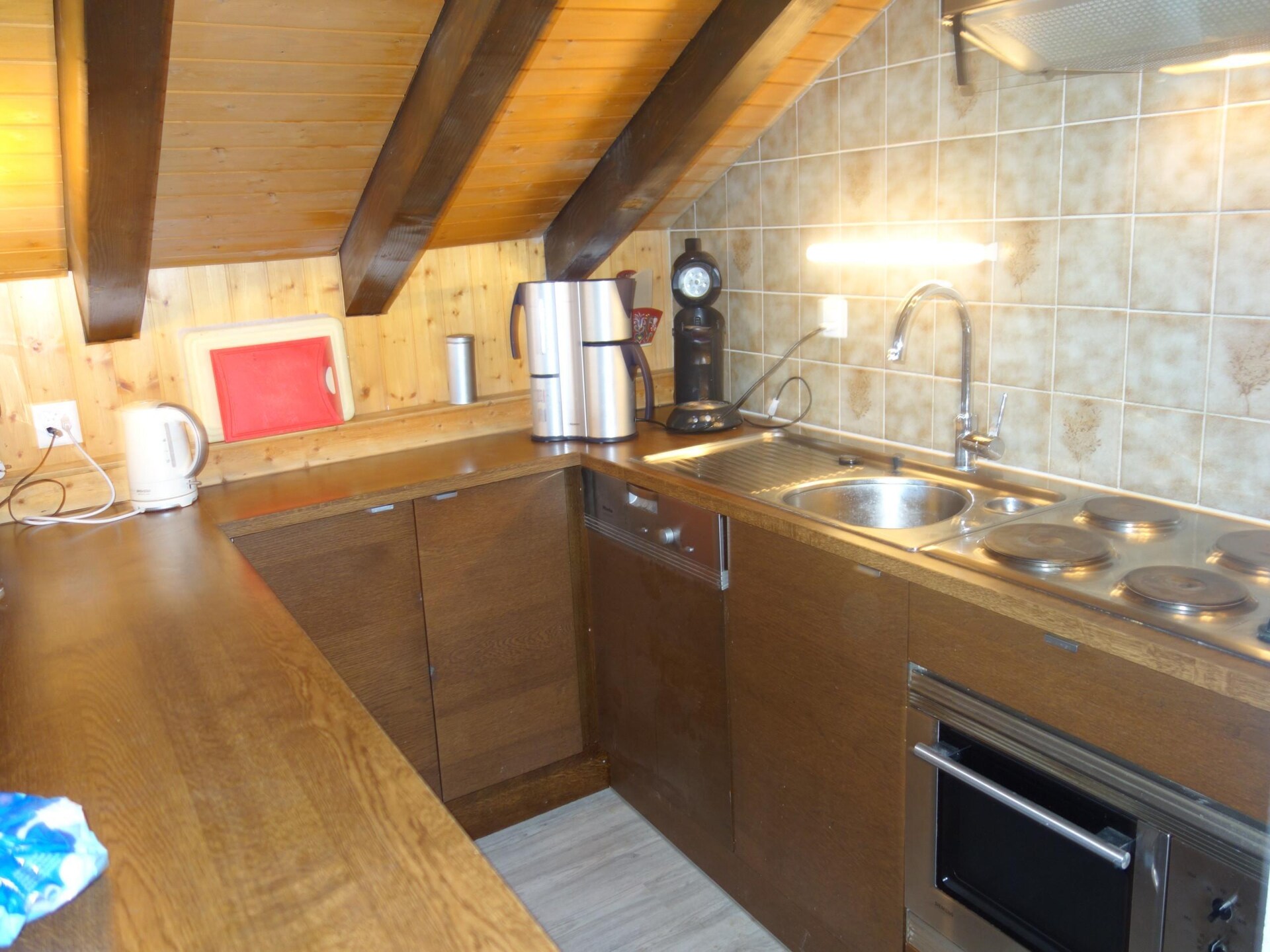 Appartement Mélèzes K 040 – Ruim 10-persoons appartement direct aan de skipiste in WALI - foto 3