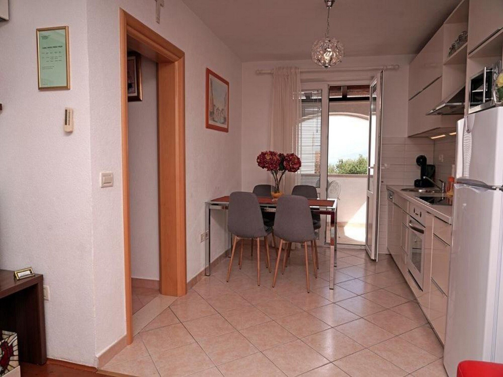 Rustiek appartement voor 4 personen met terras, op 300 meter van het strand in Supetar - foto 19
