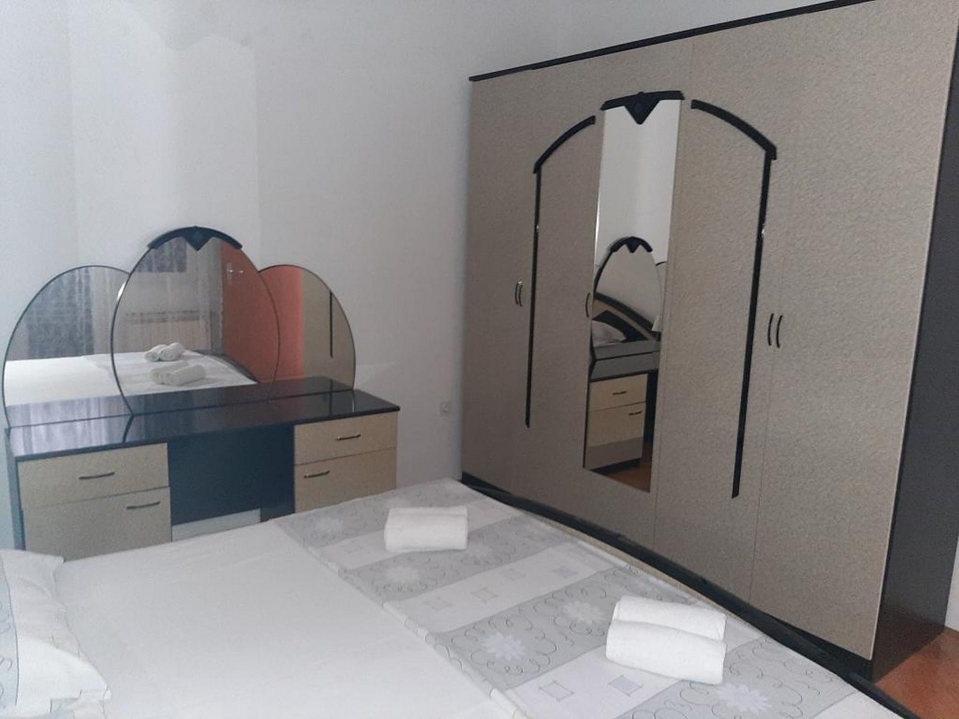 Superieur appartement met zeezichtterras op slechts 10 meter van het strand - foto 5