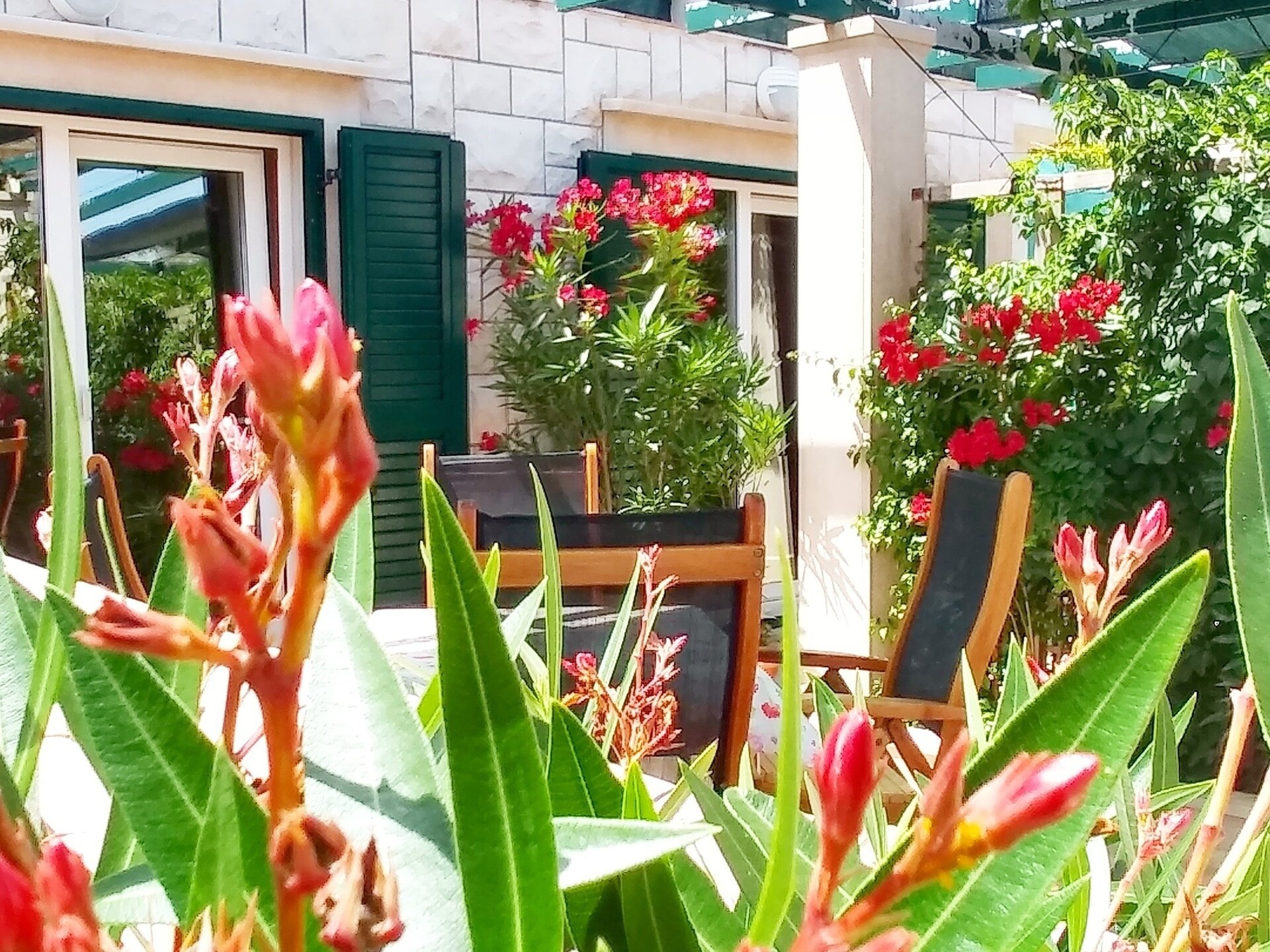 Aan het strand: Comfortabel appartement in Povlja op Brac - foto 15