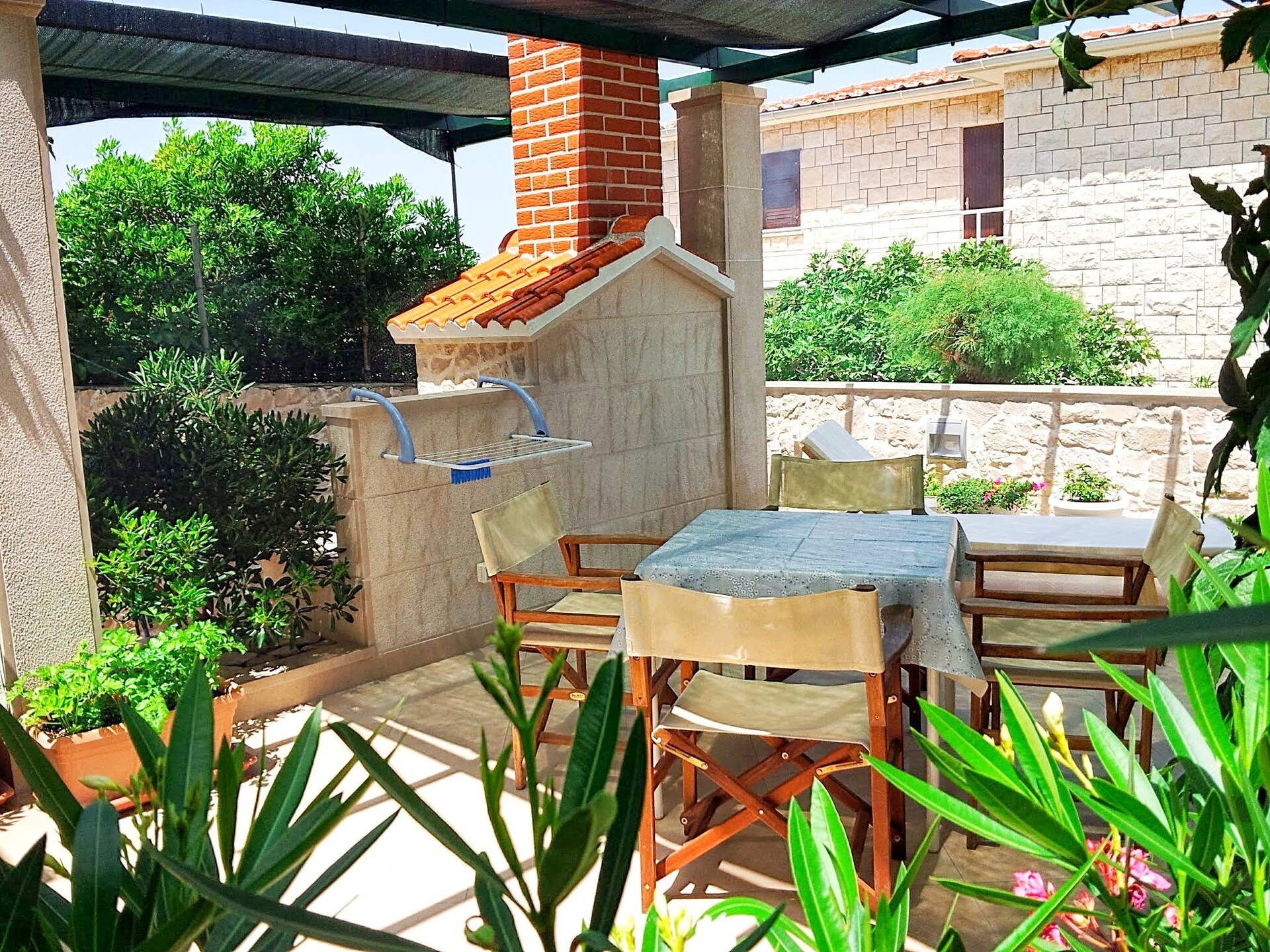 Aan het strand: Comfortabel appartement in Povlja op Brac - foto 25
