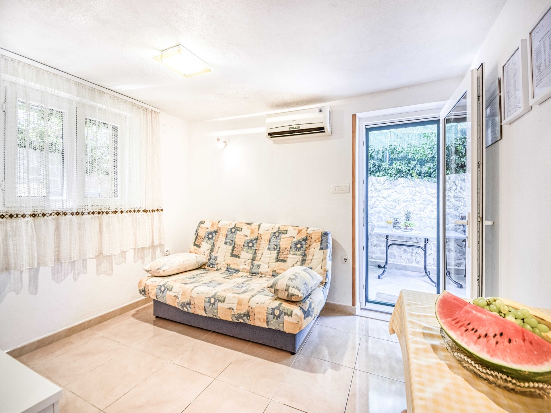 3-persoons appartement aan het strand in Povlja - foto 2