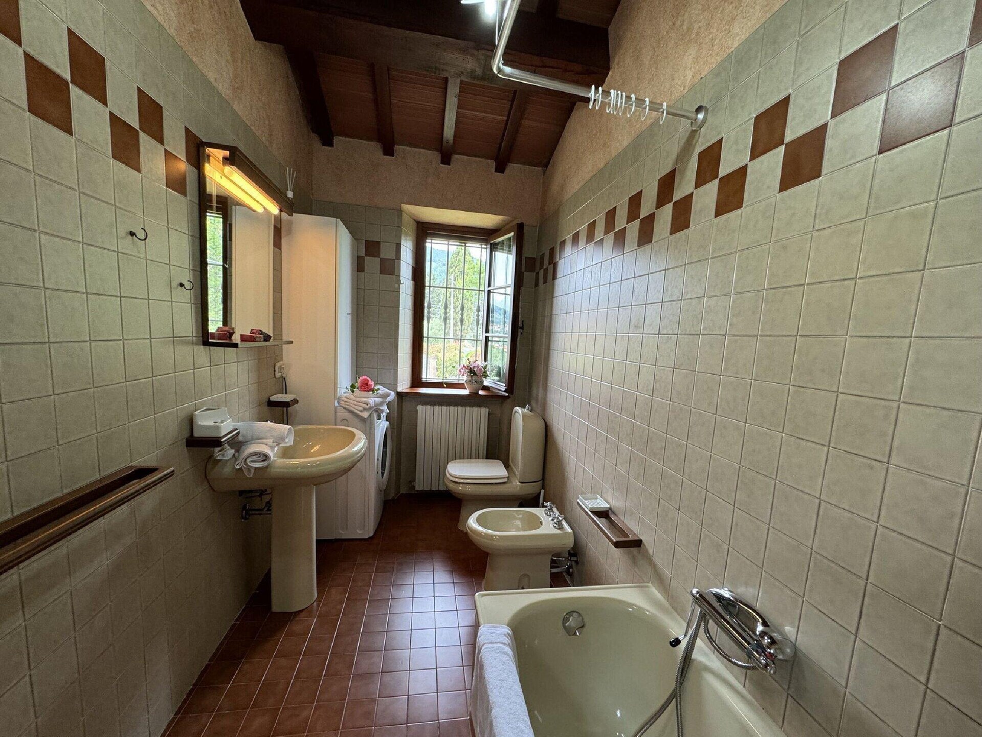 Vrijstaand Toscaans landhuis met omheinde tuin bij Bagni di Lucca - foto 14