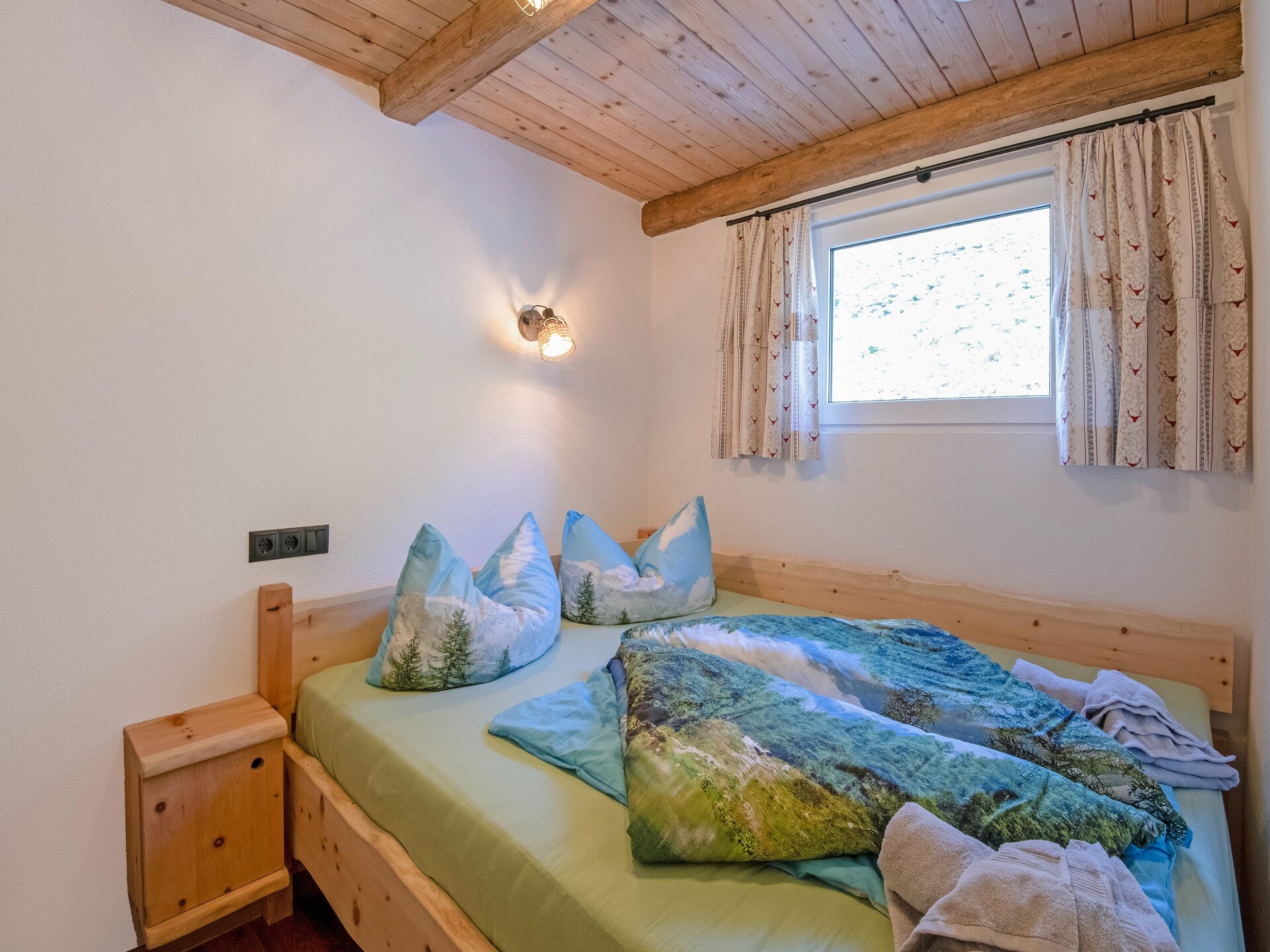 Vrijstaande berghut in Fügenberg met buitensauna en uitzicht op de Alpen - foto 13