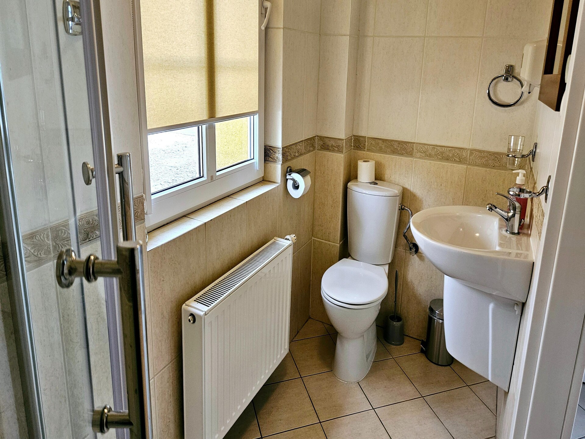 Ruim vakantiehuis met privézwembad, vlakbij meer en Oostzee - foto 21
