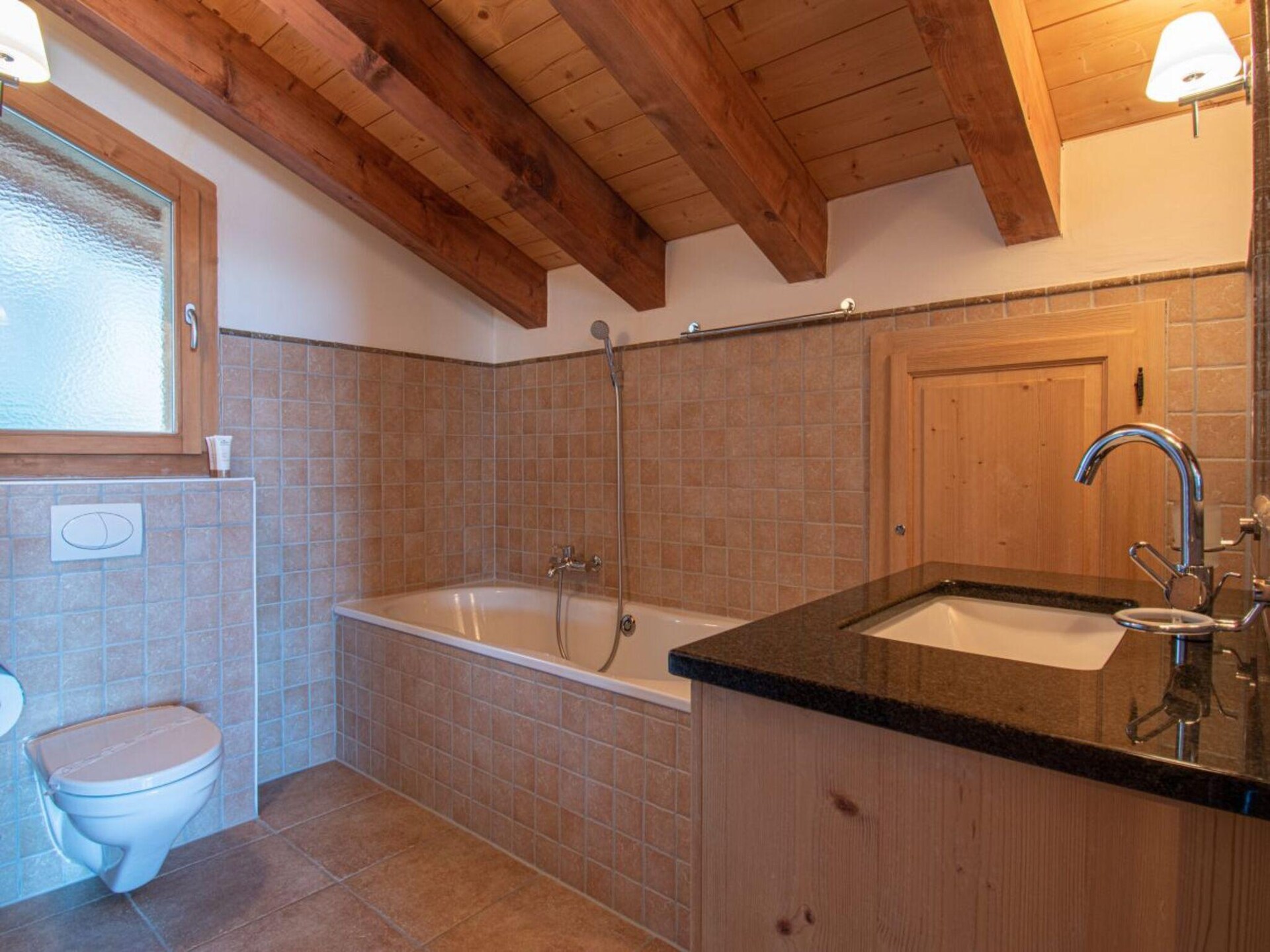 Op 1,5 km van de piste: Luxe chalet Hirondelle voor 12 personen - foto 24