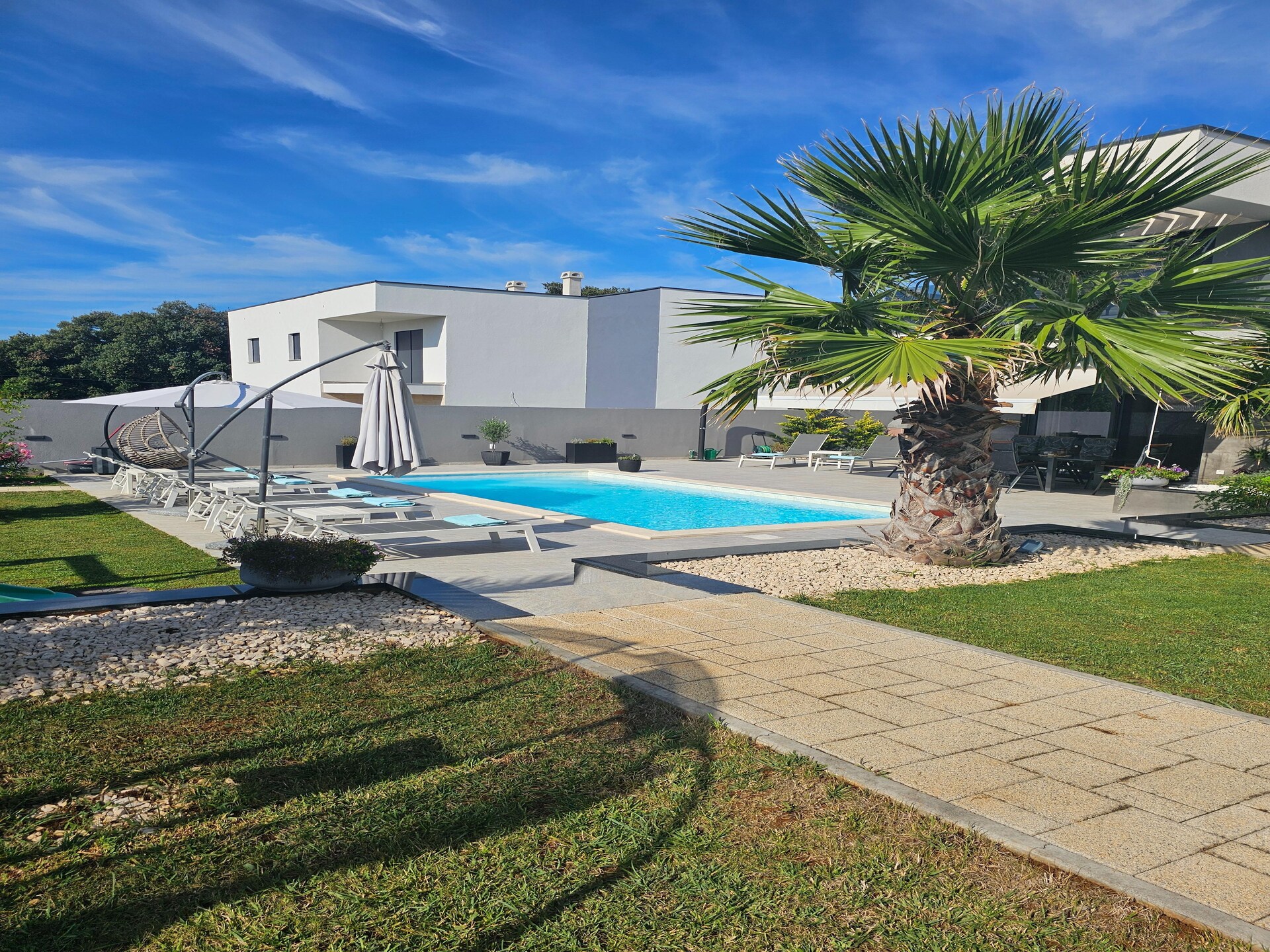 Villa Nina: Ruim familieparadijs met privézwembad nabij strand Zaton - foto 11