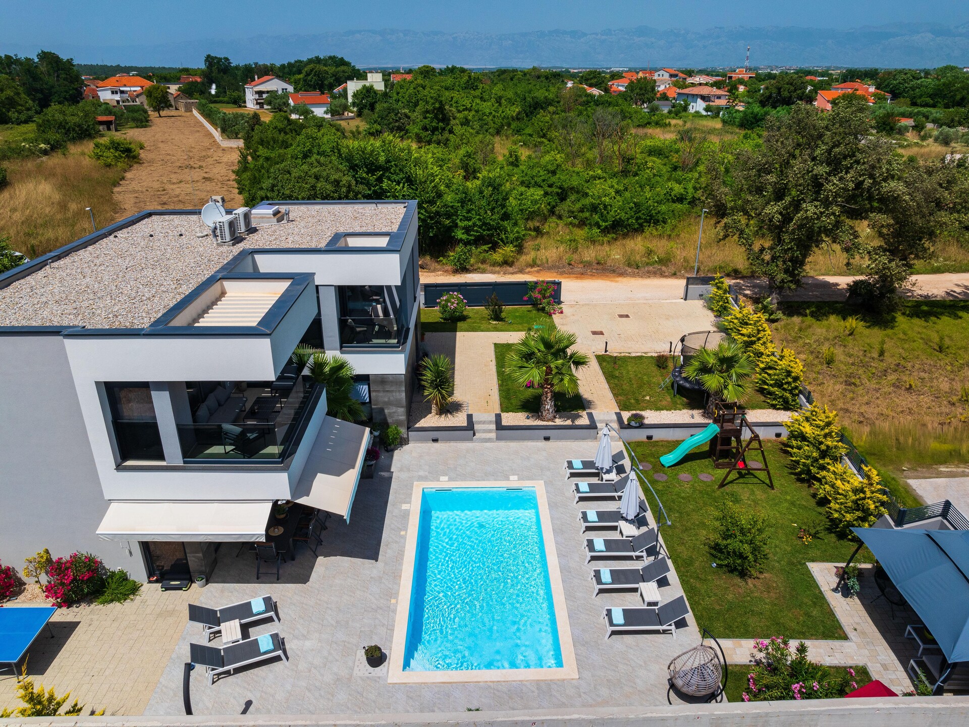 Villa Nina: Ruim familieparadijs met privézwembad nabij strand Zaton - foto 9