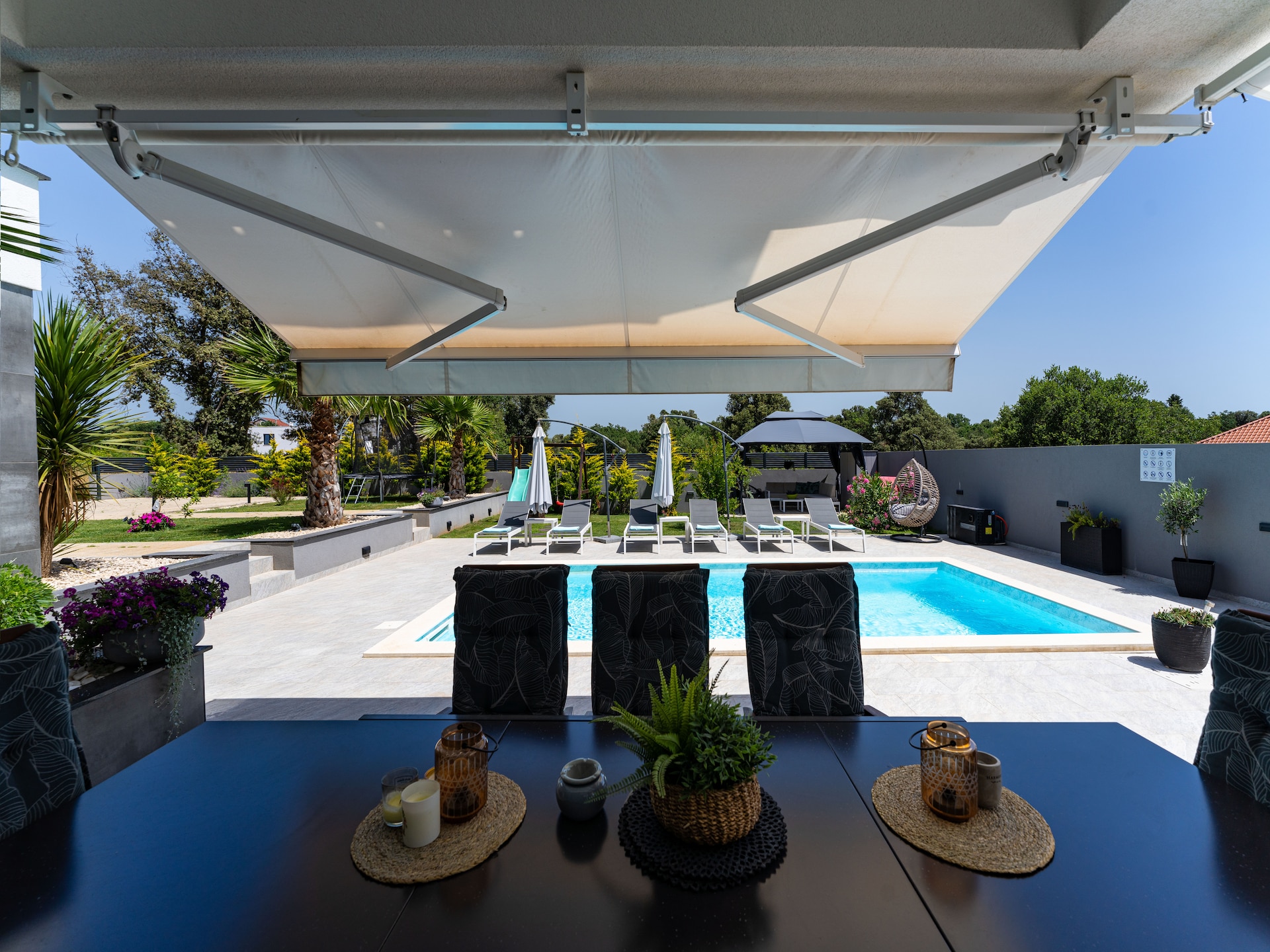Villa Nina: Ruim familieparadijs met privézwembad nabij strand Zaton - foto 31