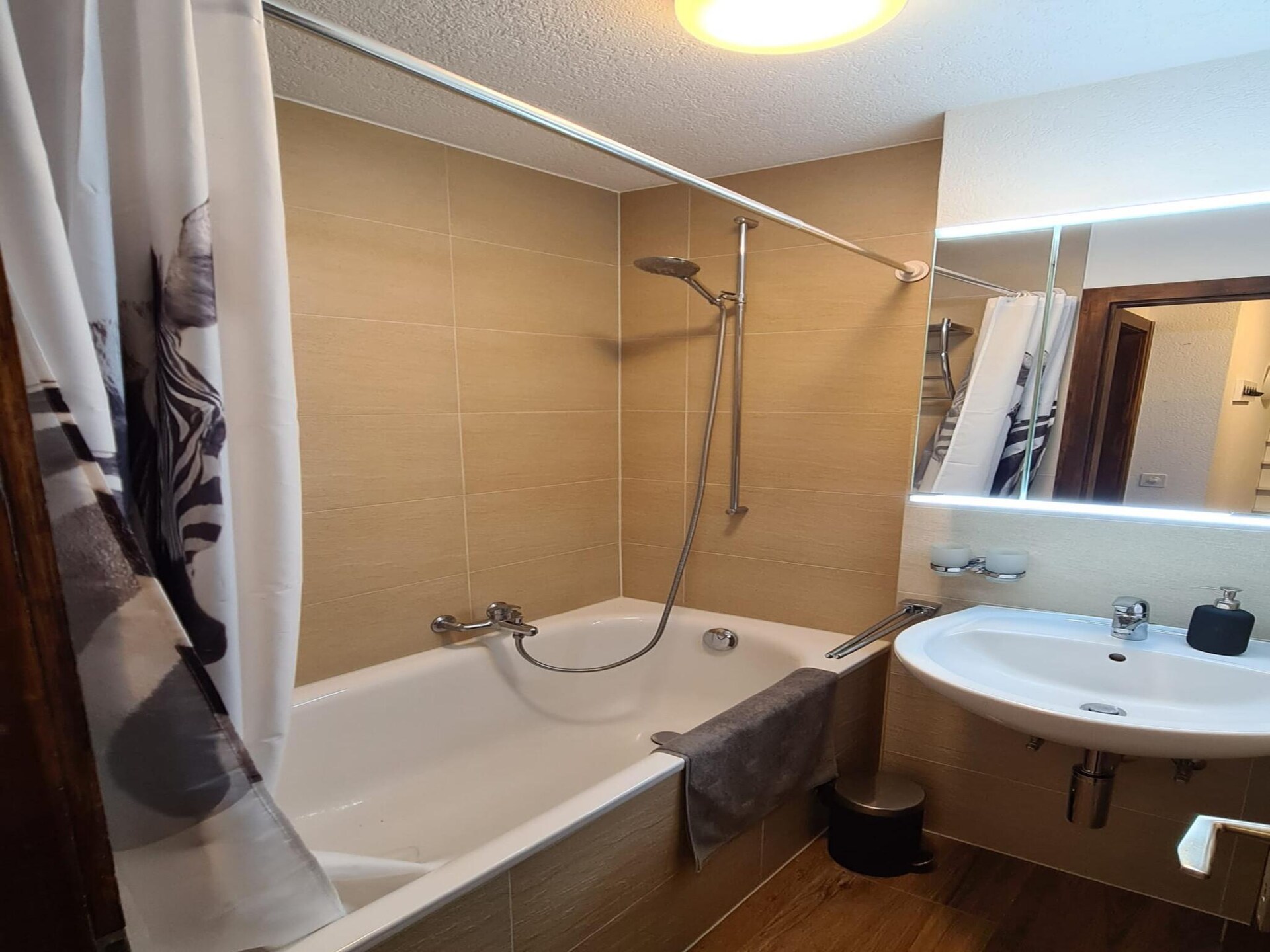 Greppons N 012 - Modern bergappartement voor 6 personen in Wali, Zwitserland - foto 13