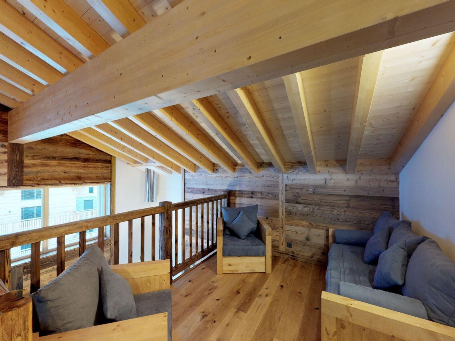 Luxe appartement voor 18 personen direct aan de skipiste in WALI - foto 15