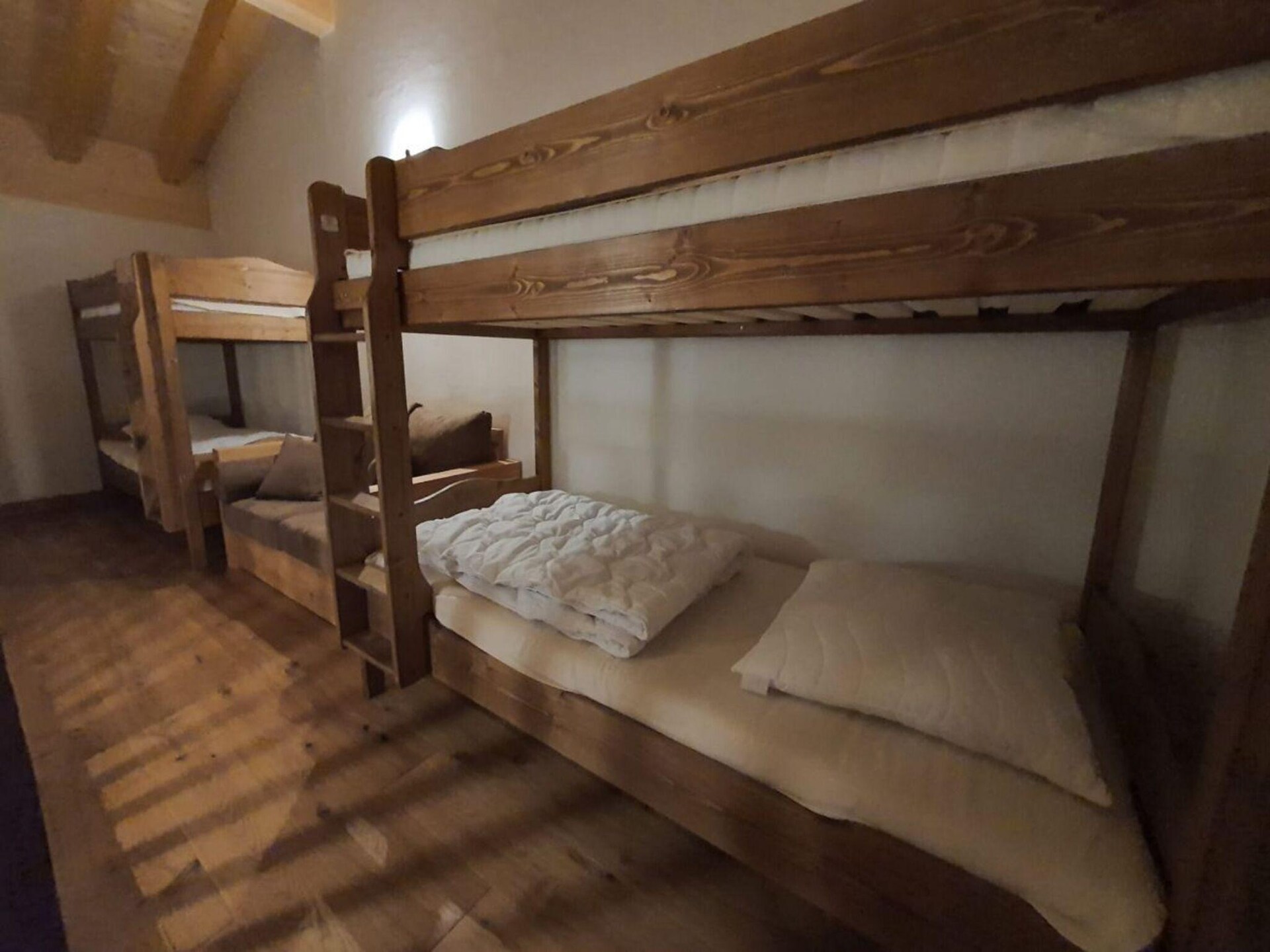 Luxe appartement voor 18 personen direct aan de skipiste in WALI - foto 21