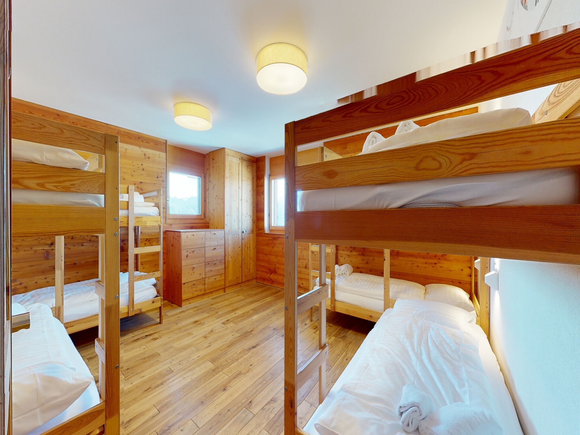 Luxe chalet voor 16 personen met sauna direct aan de skipiste in Wallis - foto 15