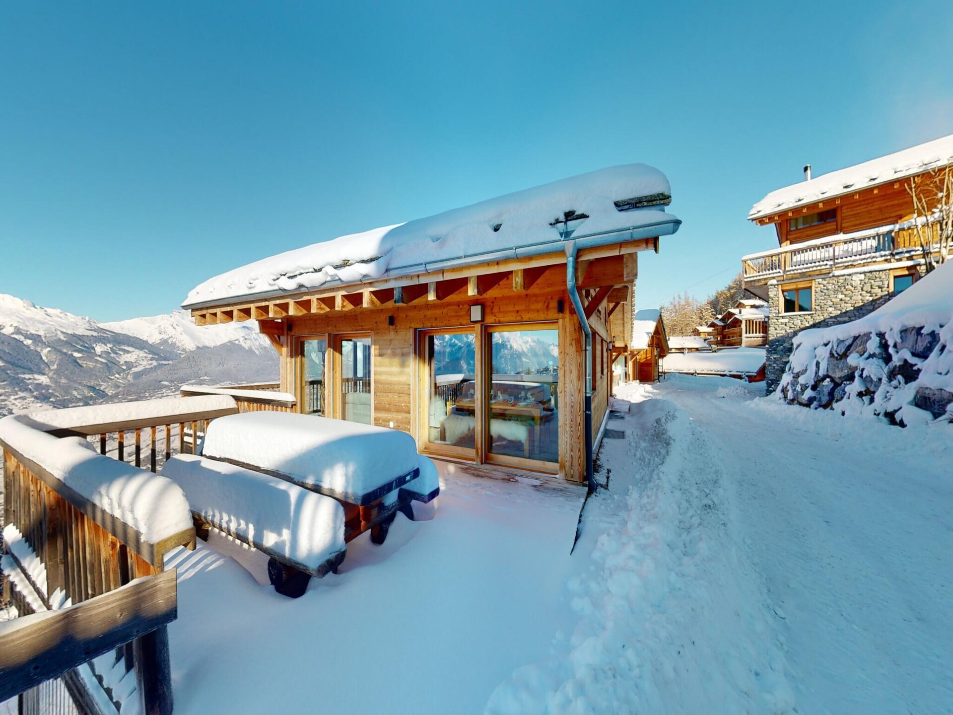 Luxe chalet voor 16 personen met sauna direct aan de skipiste in Wallis - foto 33