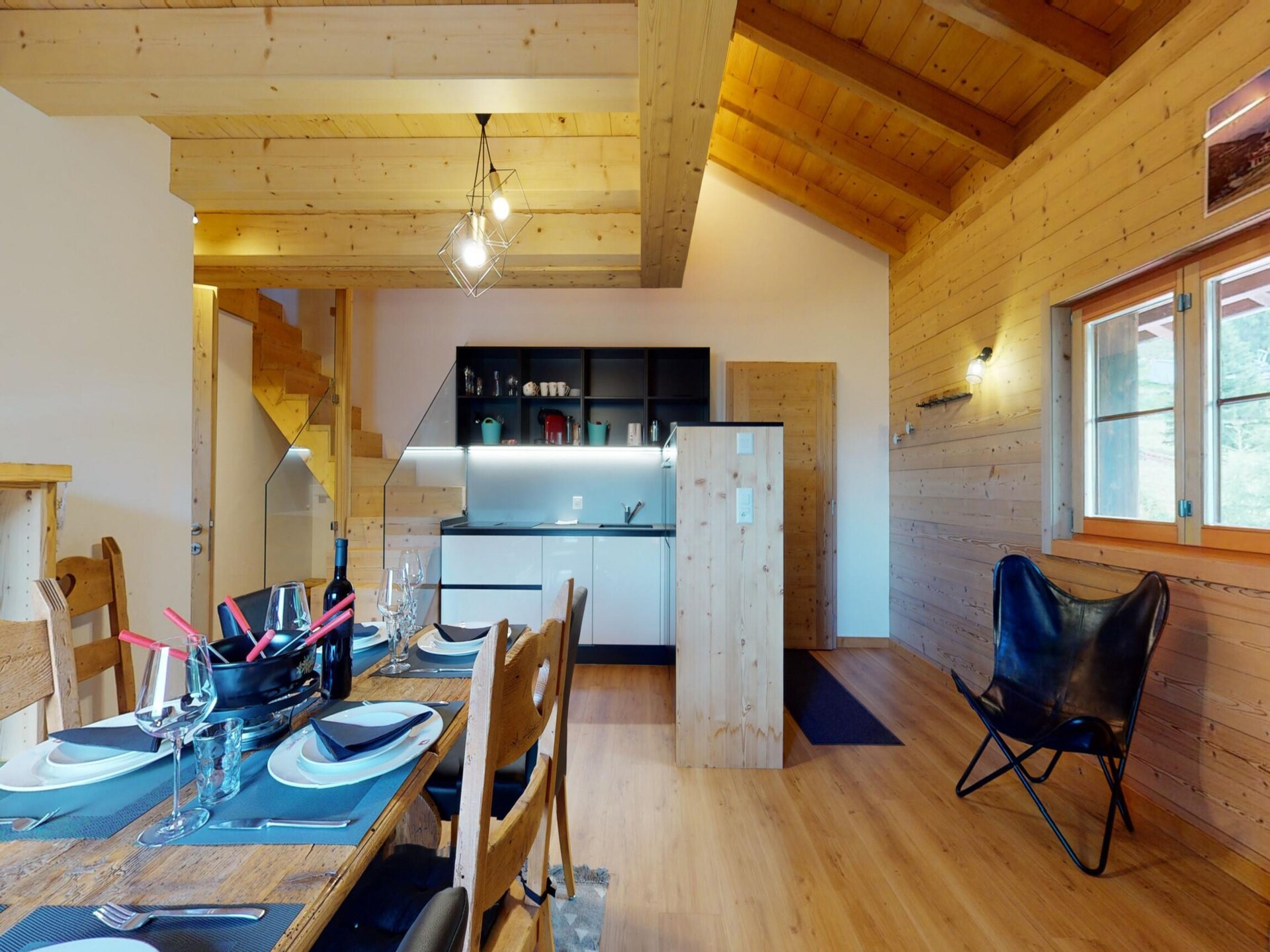 Piste-appartement voor 6 in Wali, direct aan de Zwitserse skipiste - foto 12