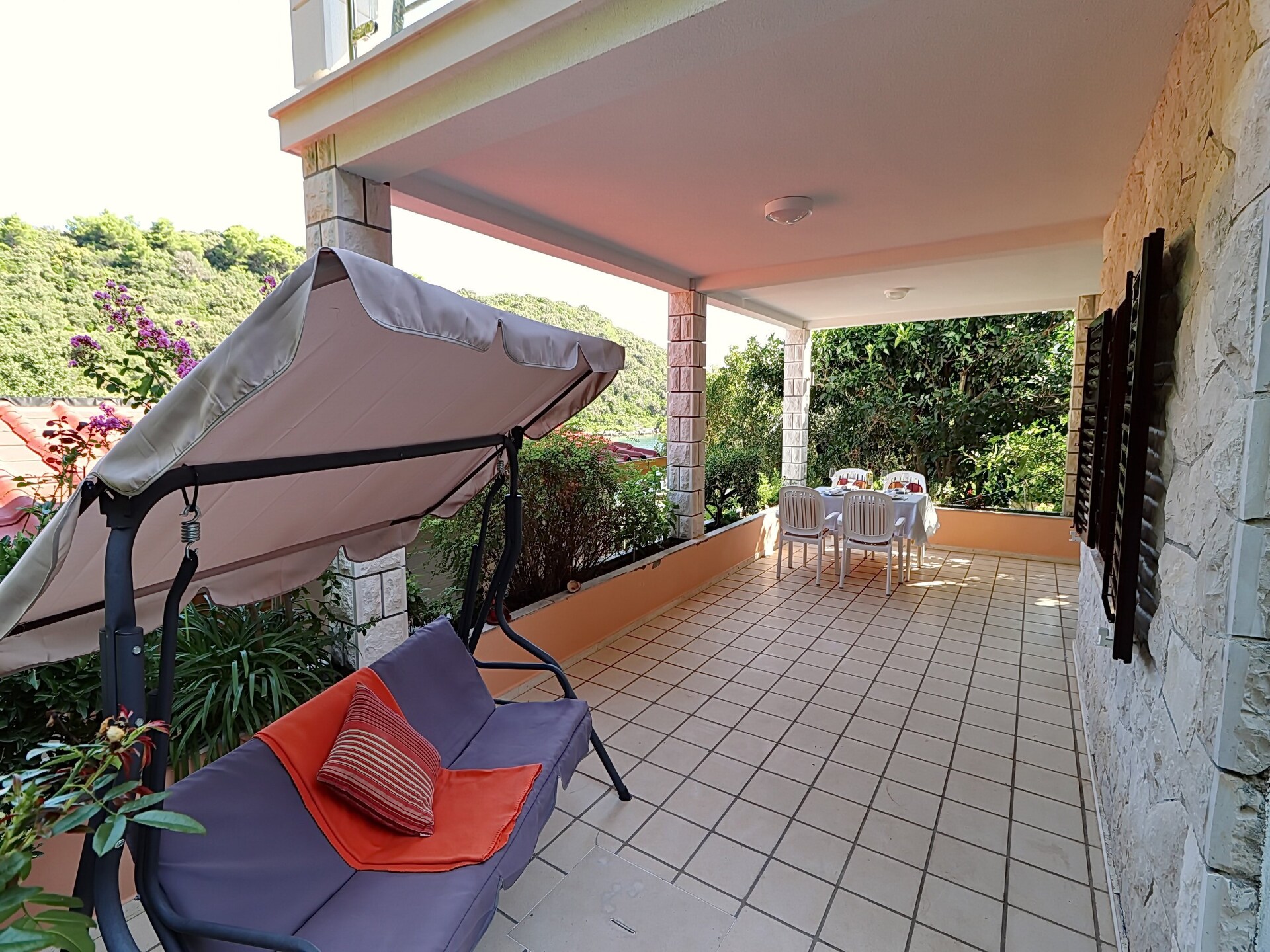 Appartement LANA: 2 slaapkamers, terras met zeezicht in baai Vrbovica - foto 19