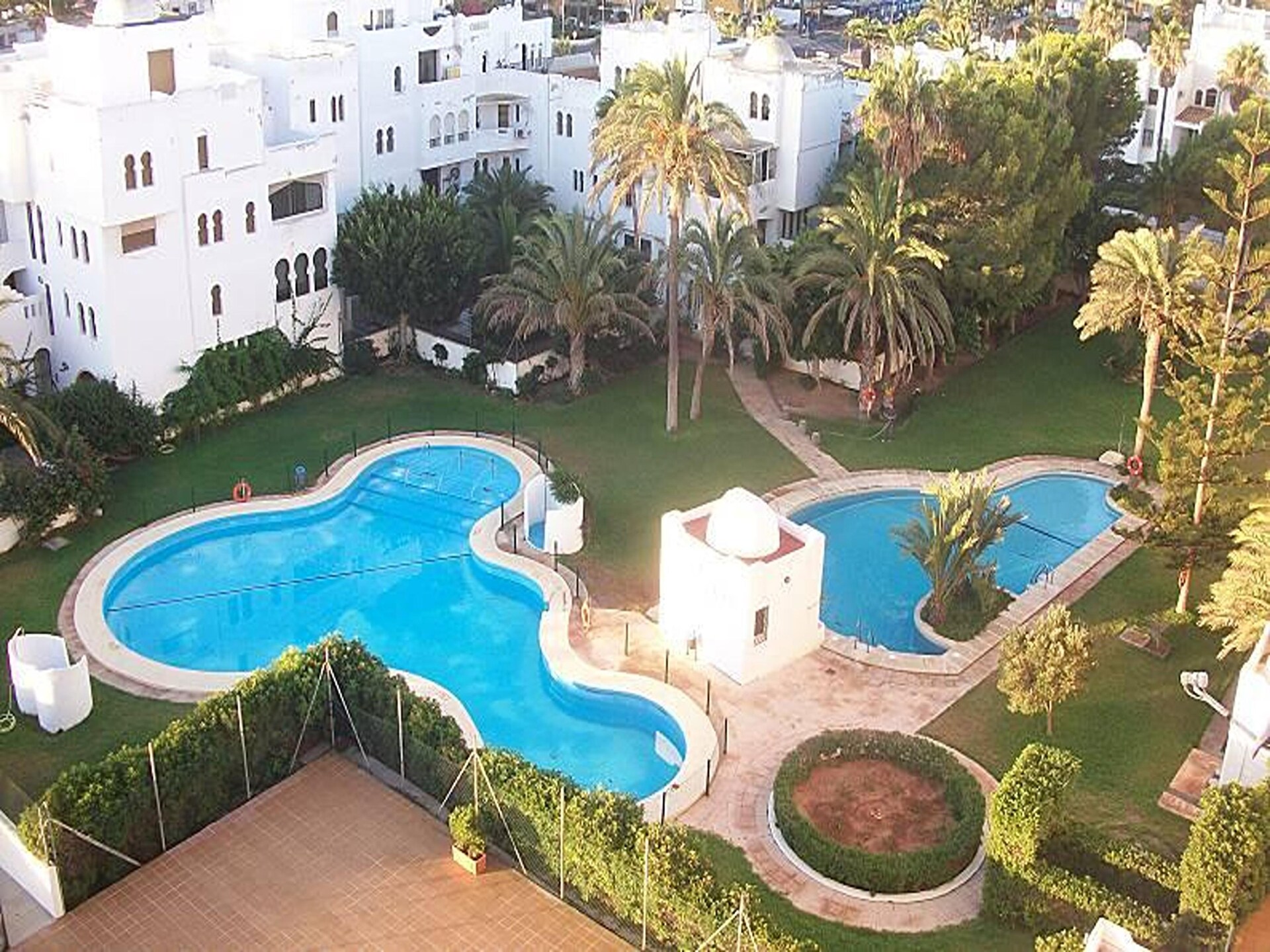 Licht appartement op 250m van strand met zwembad in Roquetas de Mar - foto 1