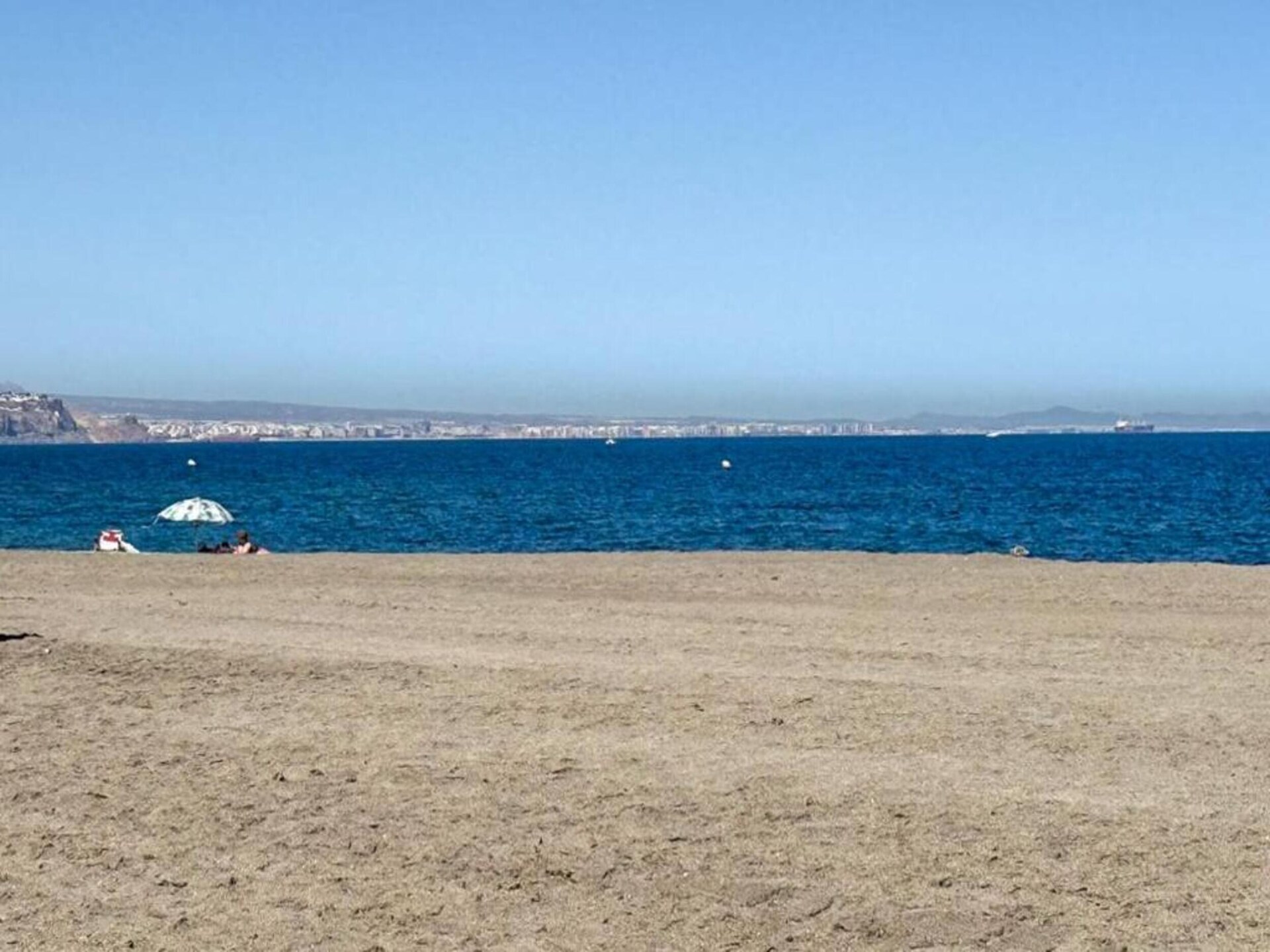 Licht appartement op 250m van strand met zwembad in Roquetas de Mar - foto 36