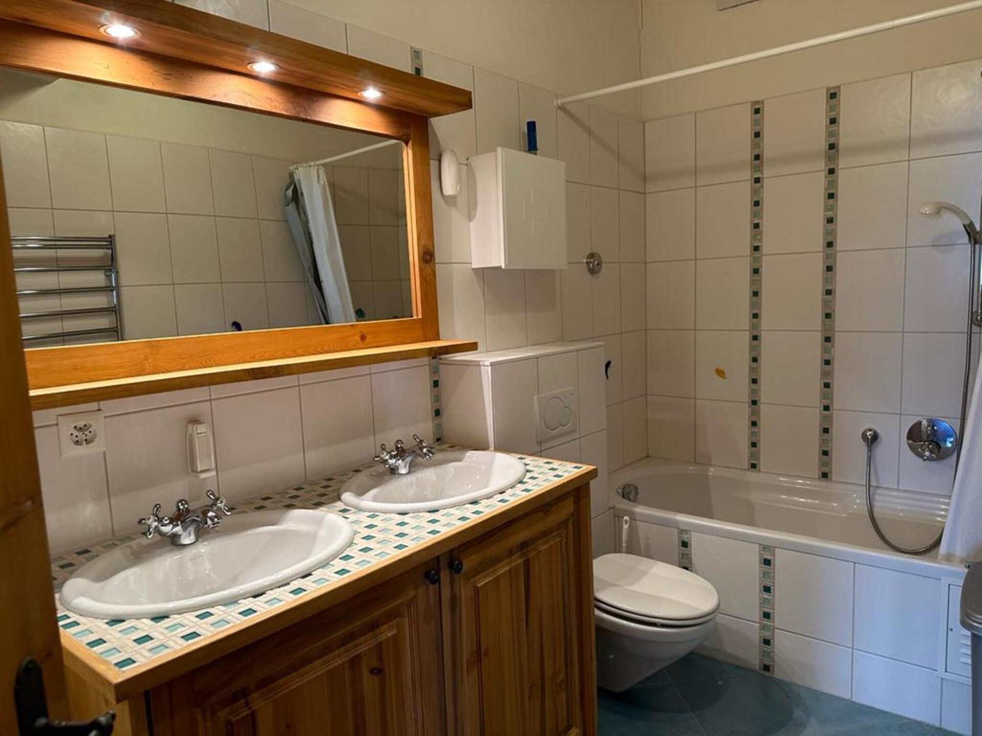 Ruim appartement voor 8 personen direct aan de skipiste in WALI - foto 16