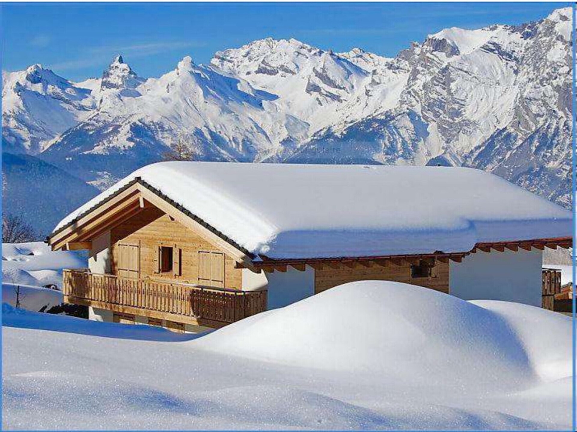 Chalet Axaari: Luxe 10-persoons chalet met zwembad en uitzicht in WALI - foto 25