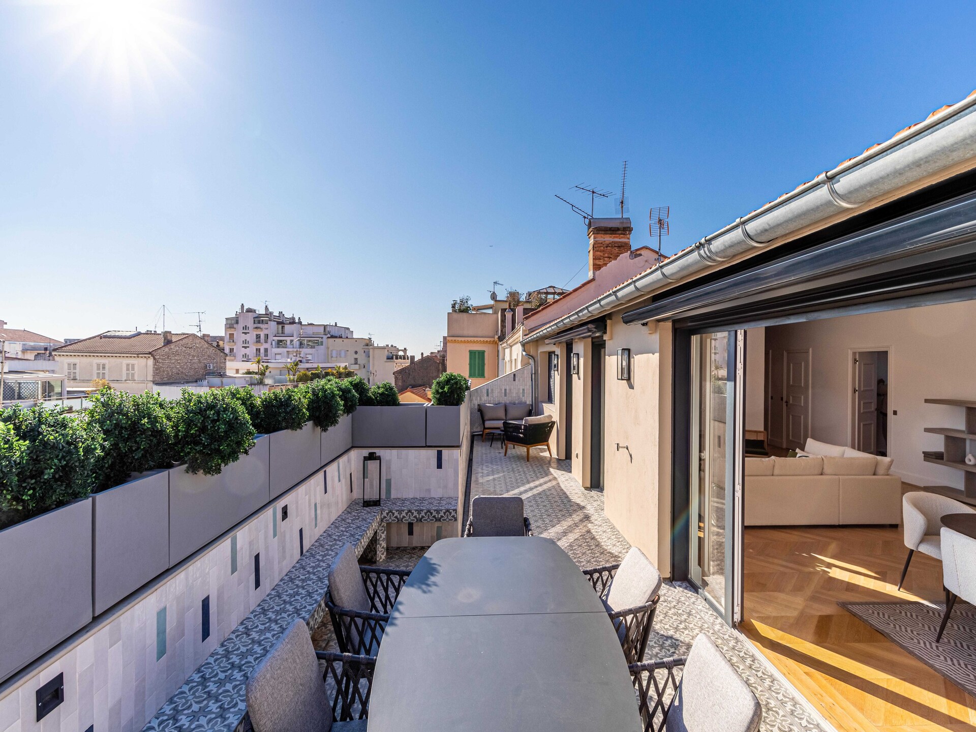 Luxe 8-persoons appartement op 2 minuten van het Palais des Festivals - foto 18