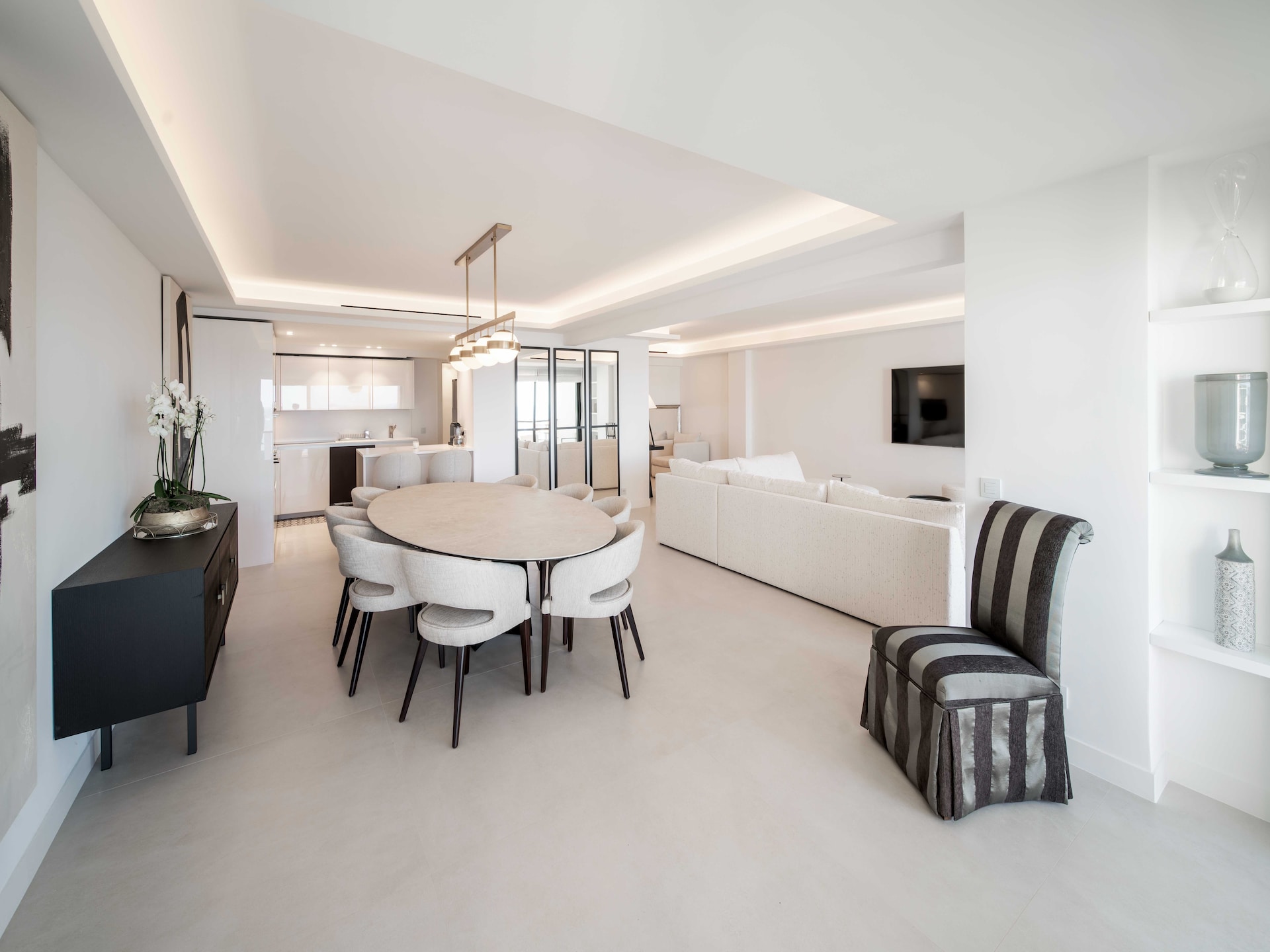 Chic appartement met terras en uitzicht op de Croisette in Cannes voor 8 personen - foto 7