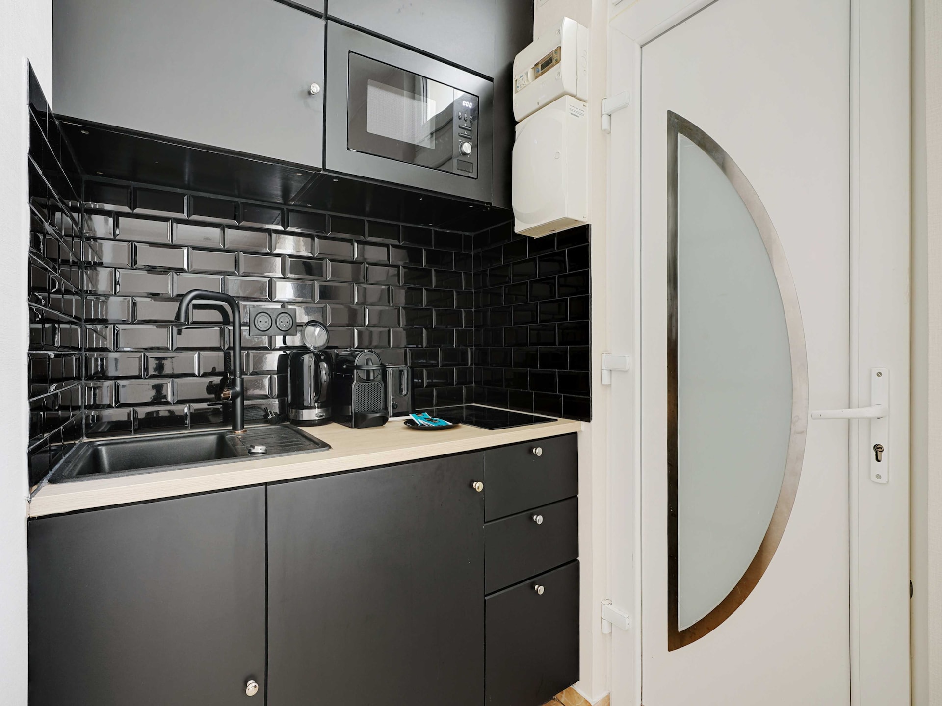 Compact studio-appartement in hartje 10e arrondissement, Parijs - foto 4