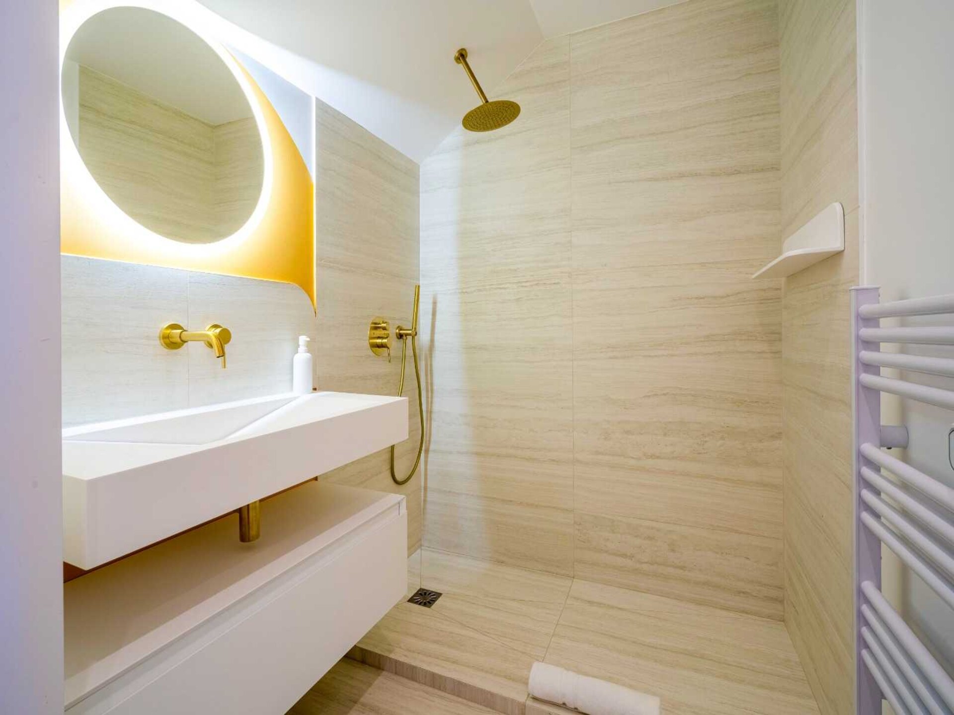 Sfeervol appartement in het hart van Saint-Tropez - foto 6