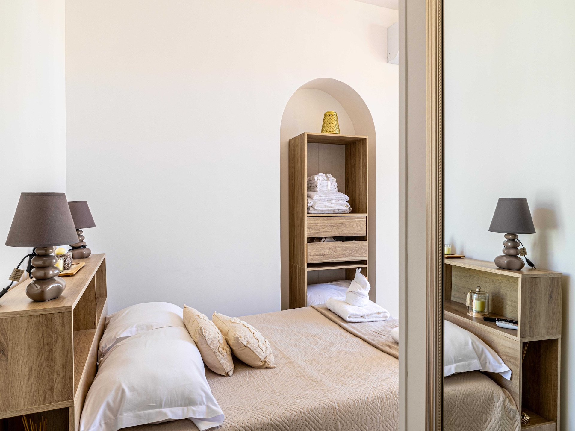 Sfeervol appartement met balkon in het hart van Cannes - foto 11