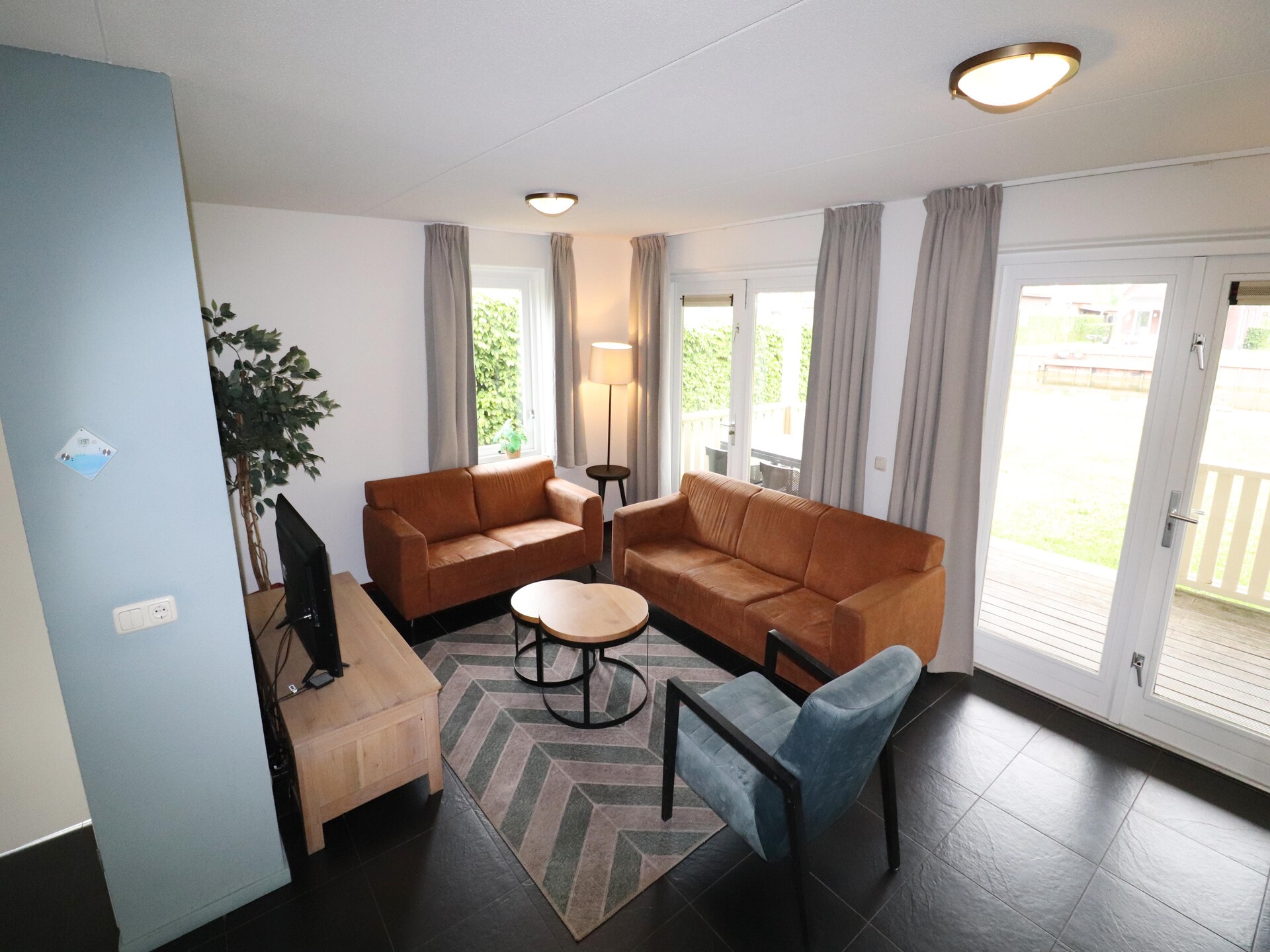 Vrijstaand vakantiehuis aan het water met sauna en aanlegsteiger in Zuid-Holland - foto 5