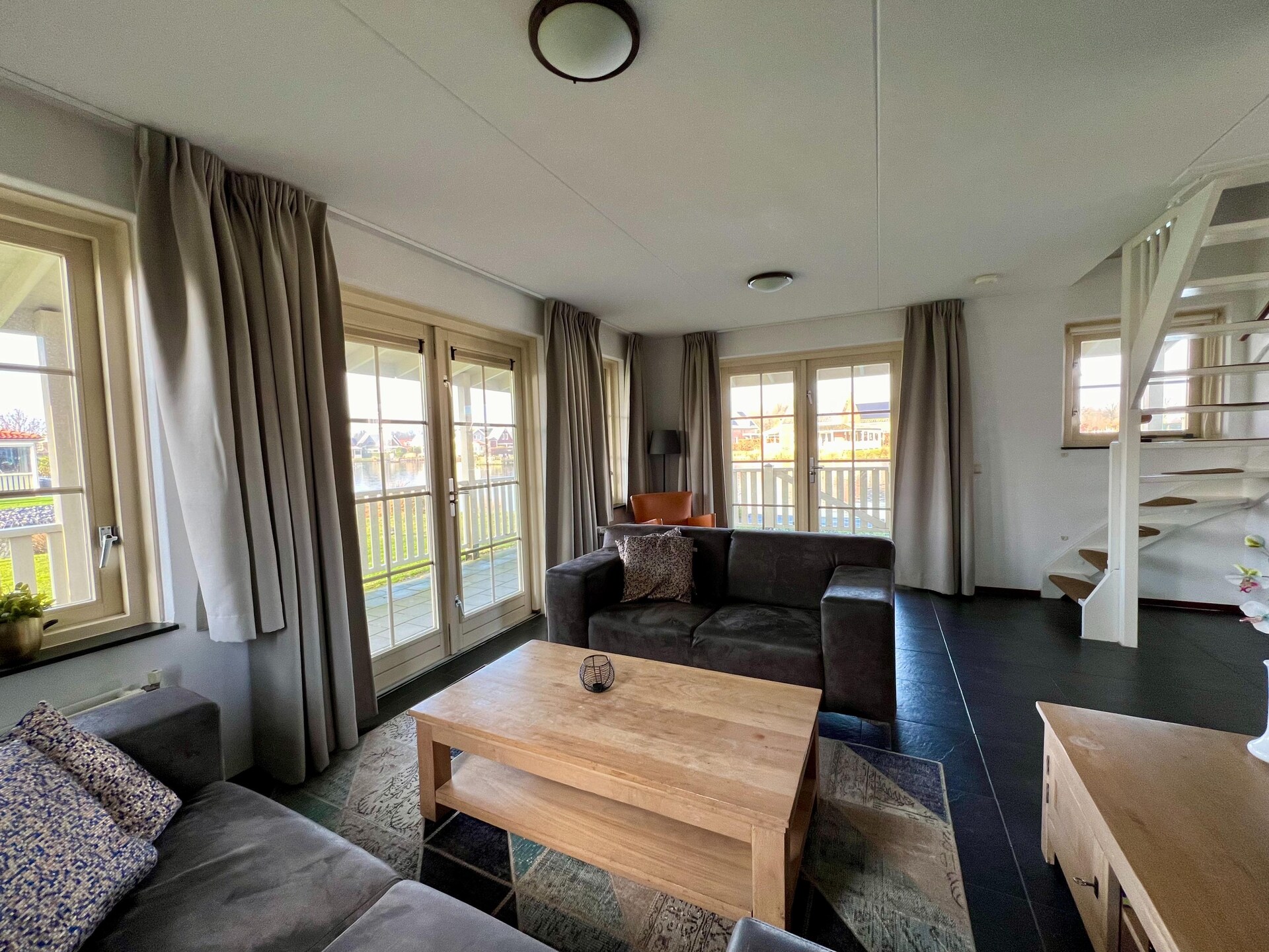 Vrijstaand waterhuis met sauna en vissteiger op Zuytland Buiten - foto 10