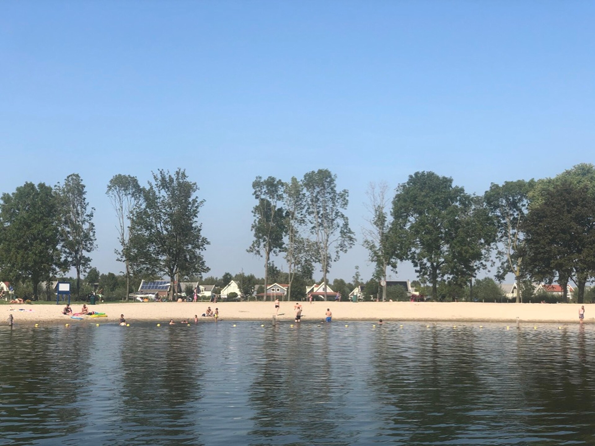 Vrijstaand waterhuis met sauna en vissteiger op Zuytland Buiten - foto 23
