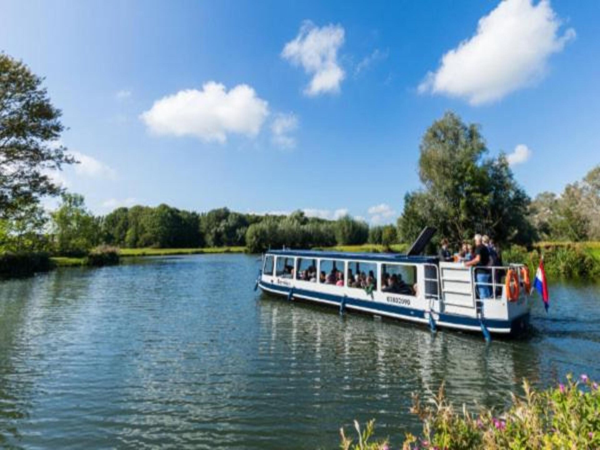 Vrijstaand vakantiehuis aan het water met sauna en aanlegsteiger bij Rotterdam - foto 16