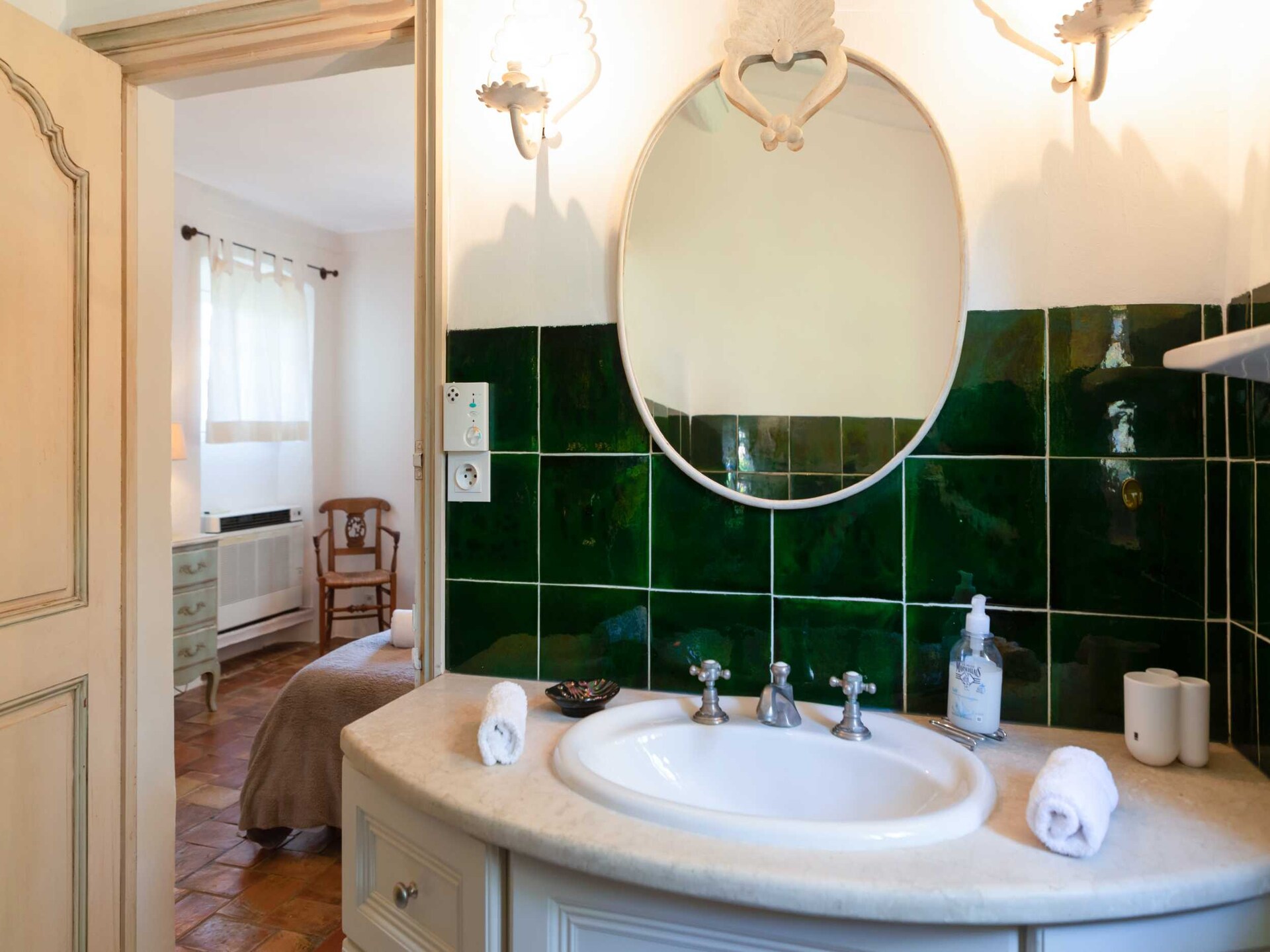 Luxe gerenoveerde villa voor 10 personen nabij Saint-Tropez met zeezicht - foto 8