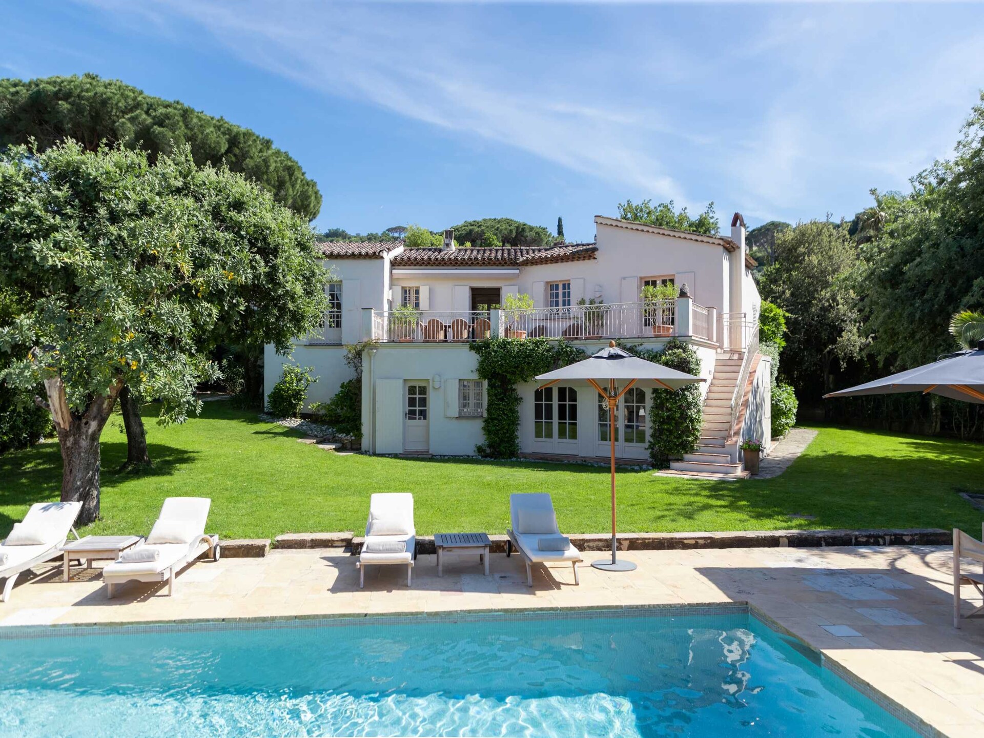 Luxe gerenoveerde villa voor 10 personen nabij Saint-Tropez met zeezicht - foto 31