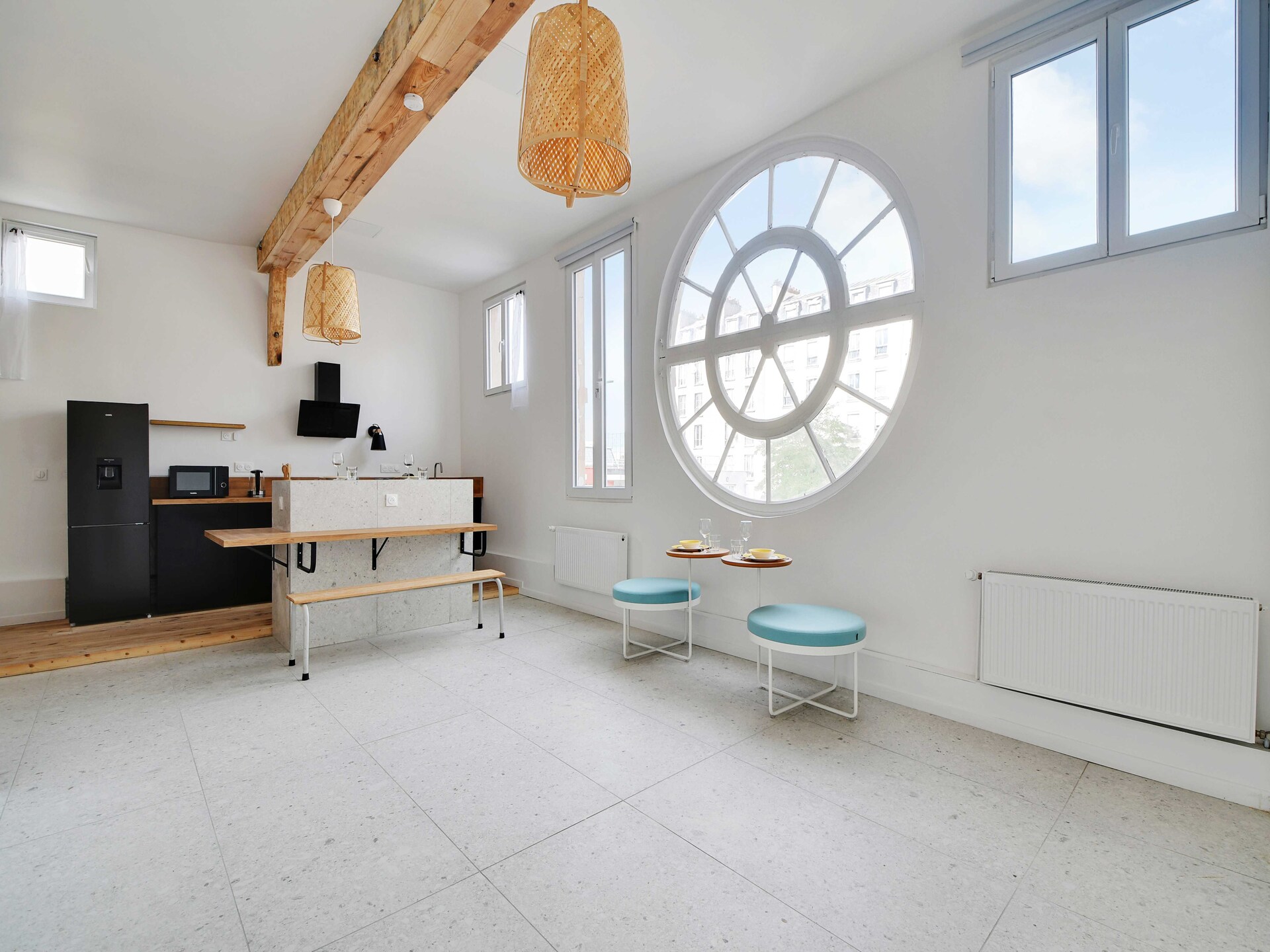 Stijlvol Appartement met 2 Slaapkamers nabij Metro 14 in Saint-Ouen-sur-Seine - foto 9
