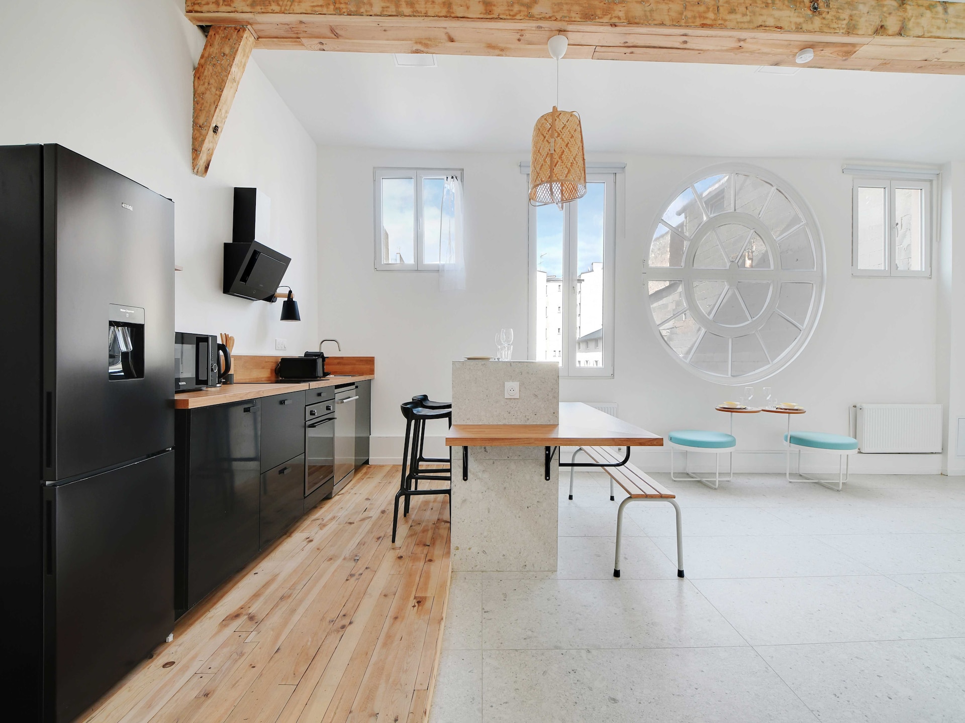 Stijlvol Appartement met 2 Slaapkamers nabij Metro 14 in Saint-Ouen-sur-Seine - foto 12