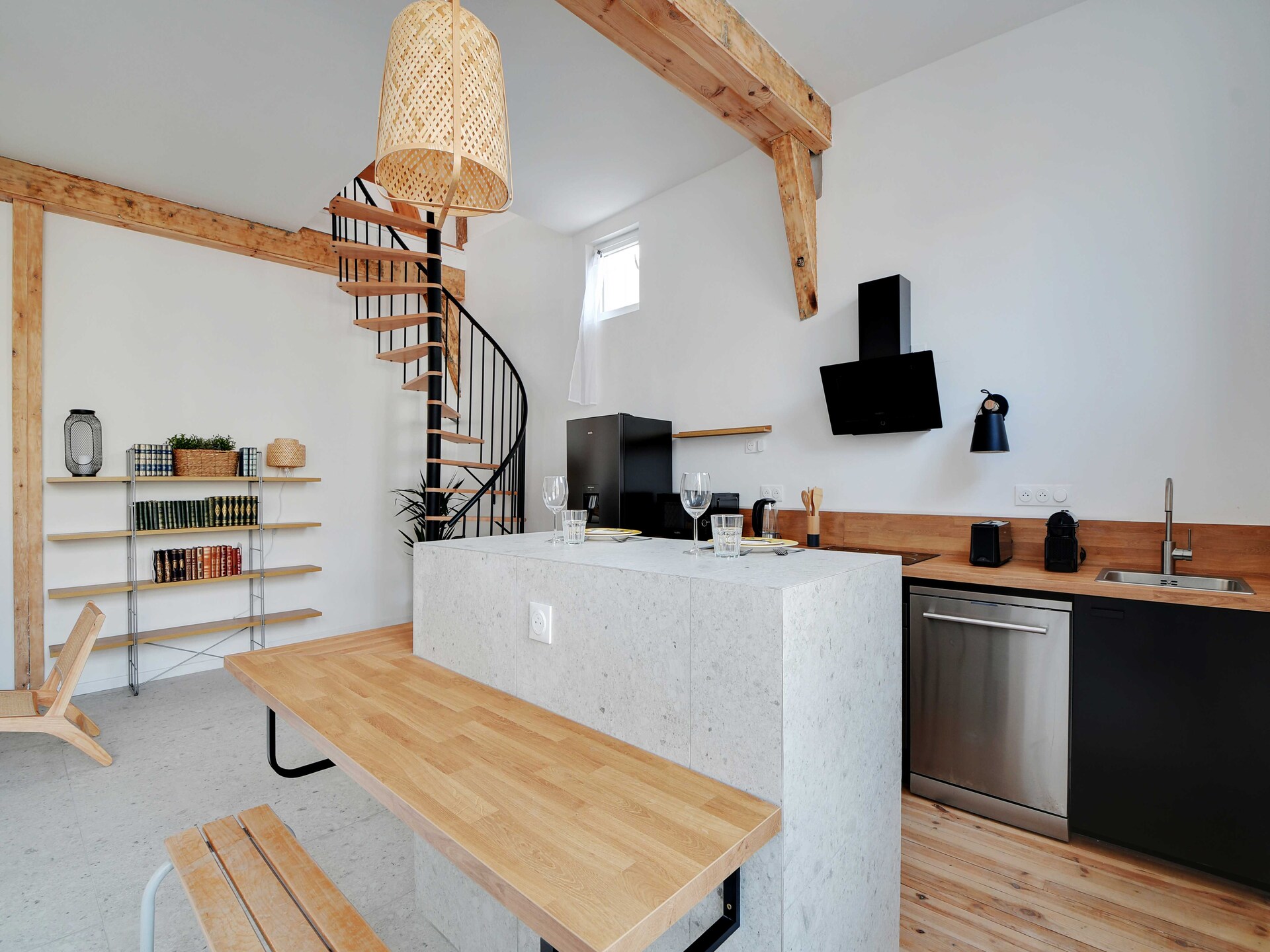 Stijlvol Appartement met 2 Slaapkamers nabij Metro 14 in Saint-Ouen-sur-Seine - foto 14