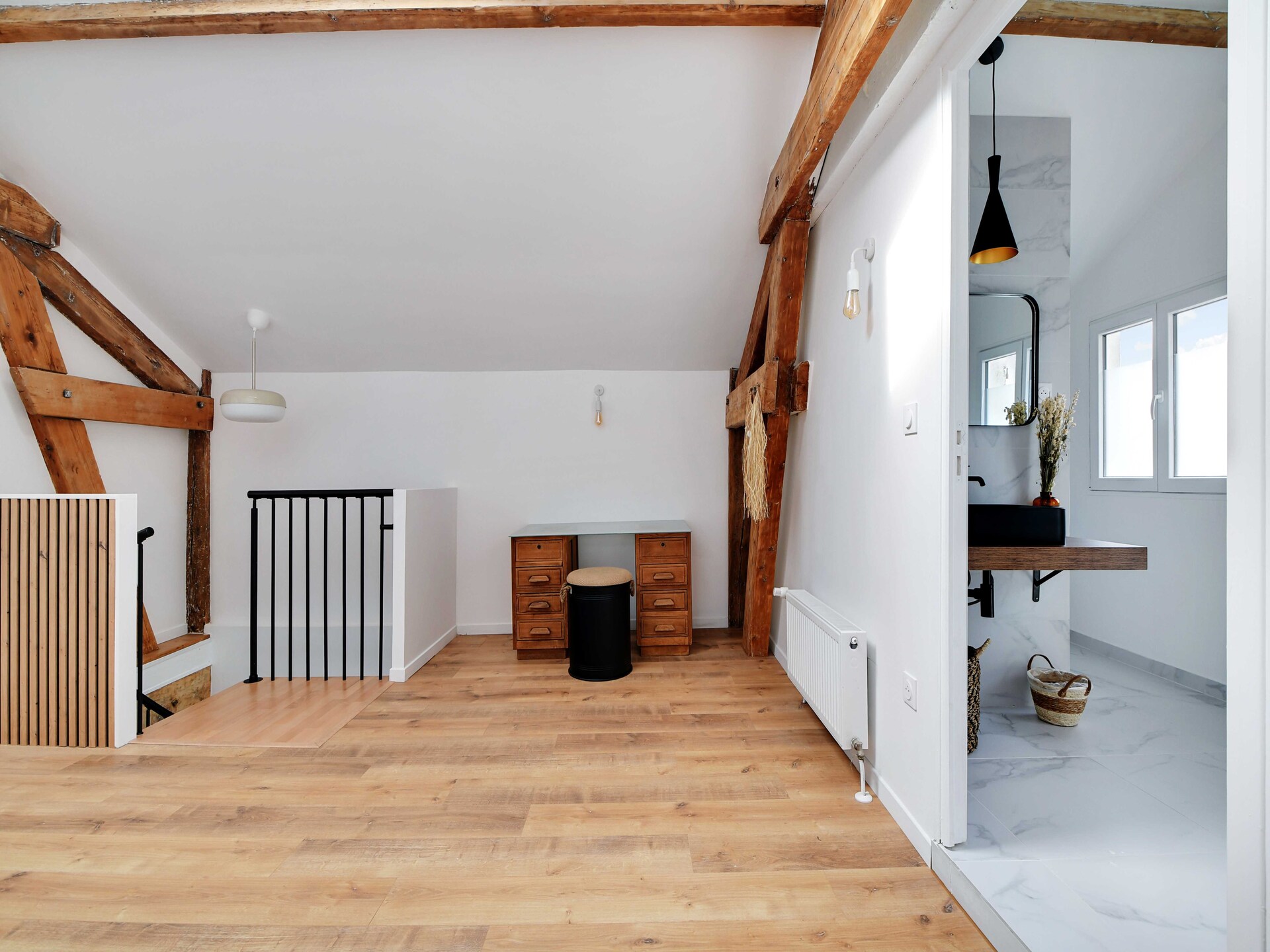 Stijlvol Appartement met 2 Slaapkamers nabij Metro 14 in Saint-Ouen-sur-Seine - foto 28