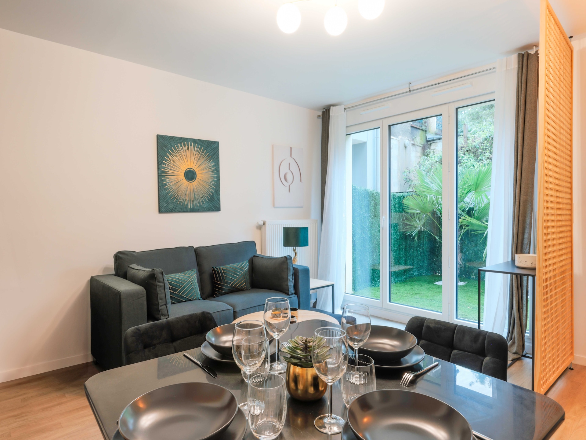 Modern appartement met groot terras in Montreuil - foto 1