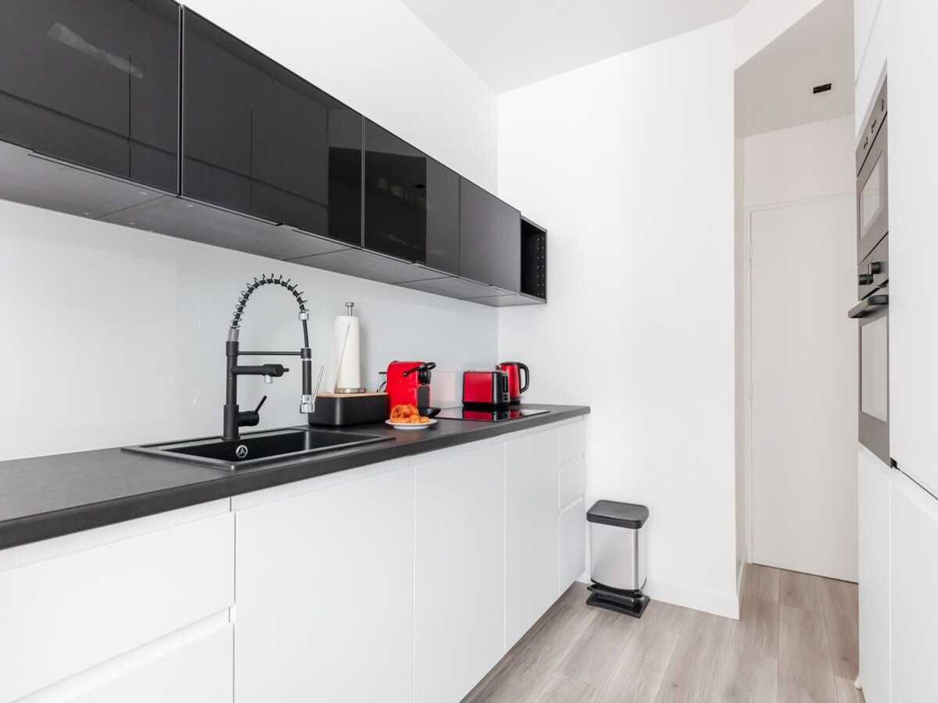 Ruim 3-slaapkamerappartement met airco in levendig La Roquette, Parijs - foto 9