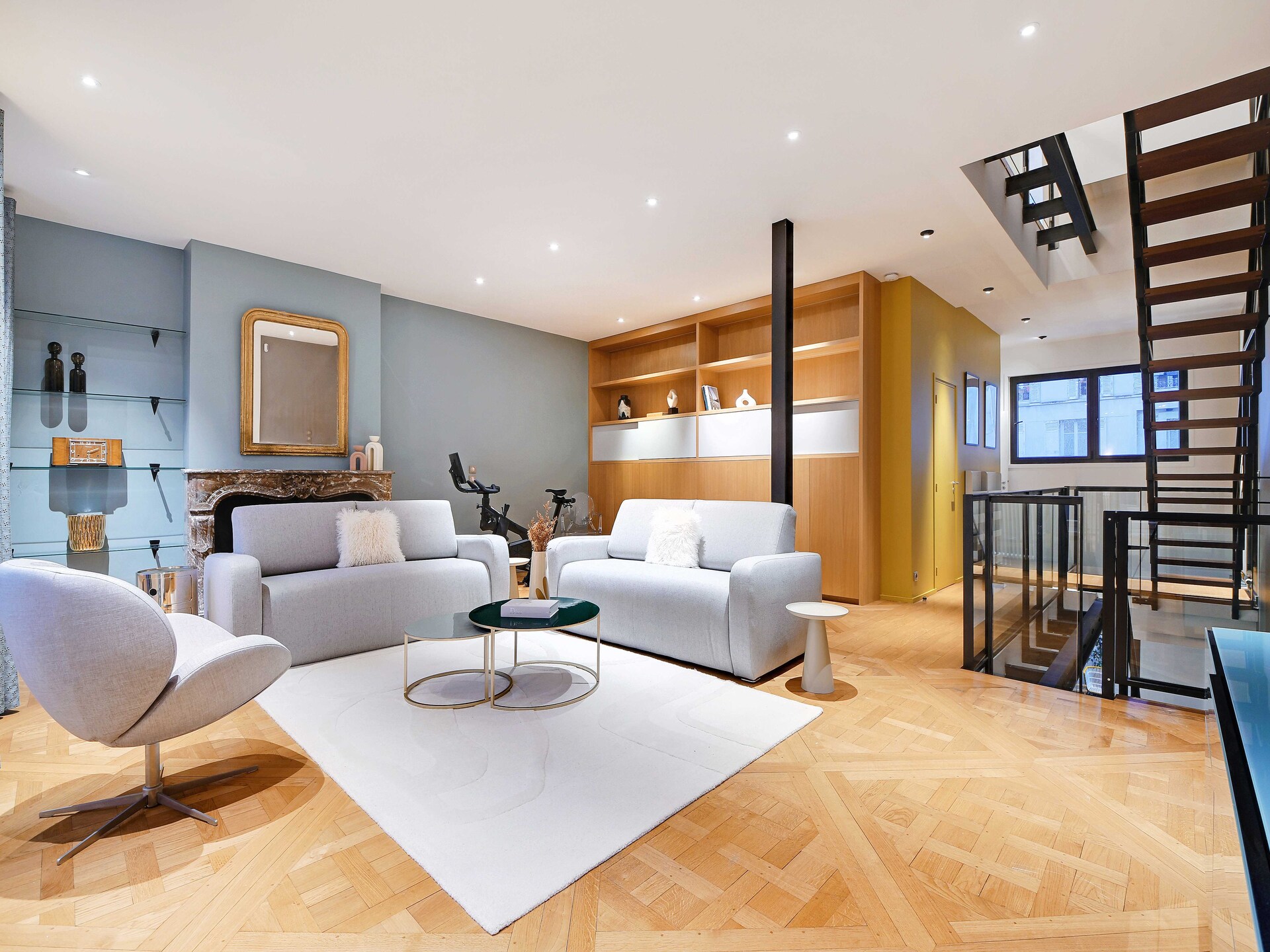 Stijlvol appartement met 4 slaapkamers in het 17e arrondissement, vlakbij metro Pereire - foto 25