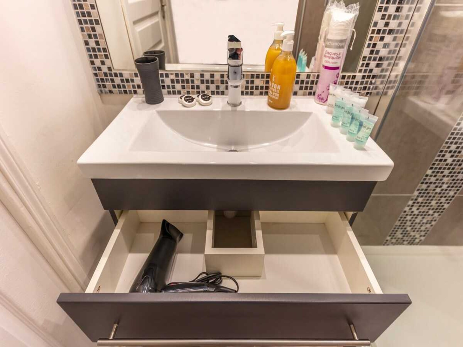 Knus appartement voor 2 in de sfeervolle wijk Père-Lachaise, Parijs - foto 24