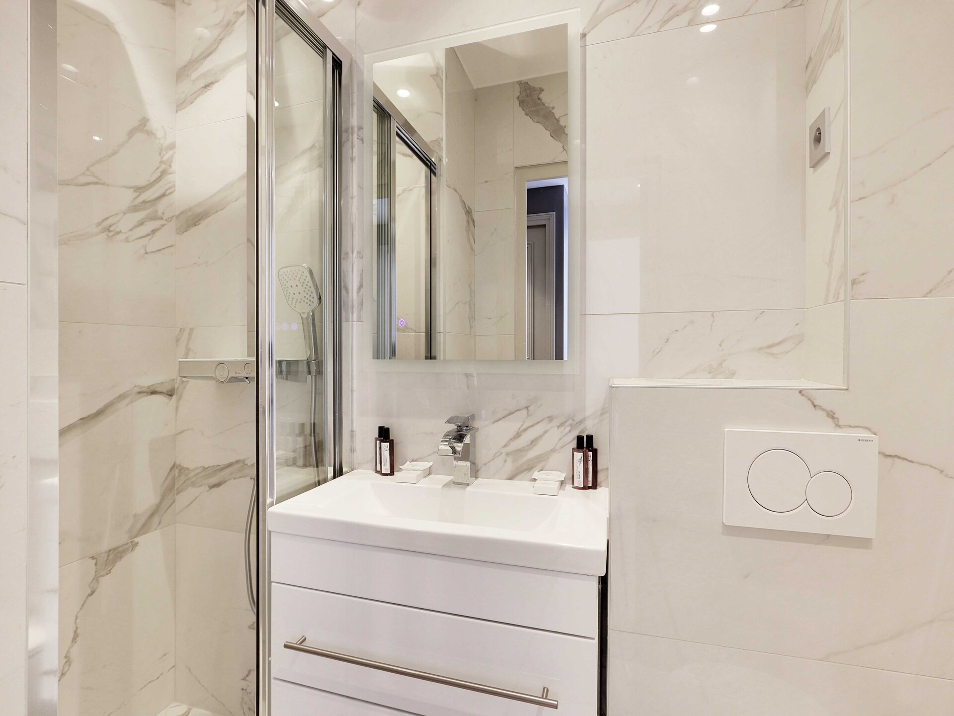 Charmant 2-slaapkamer appartement in La Roquette, vlakbij Place de la Nation - foto 11