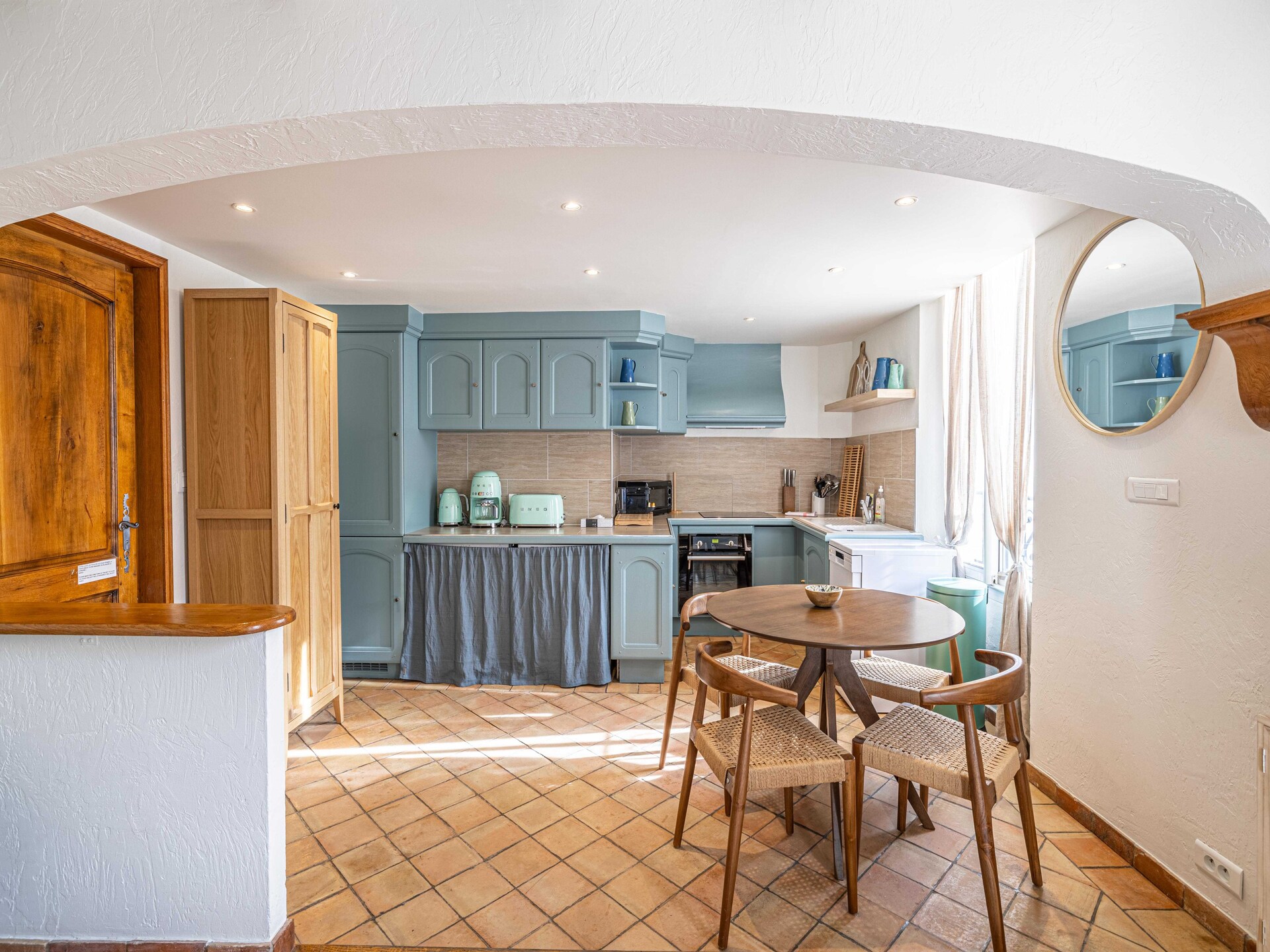 Authentiek appartement in Le Suquet, Cannes – 2 slaapkamers, 4 personen - foto 12